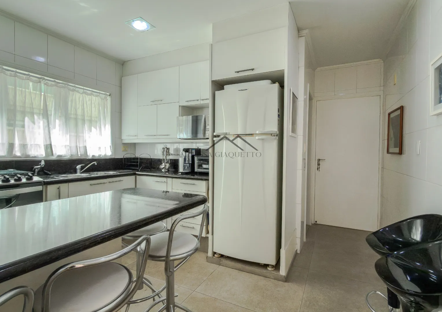 Alpha 3 - Casa Alto Padr&atilde;o  - - 