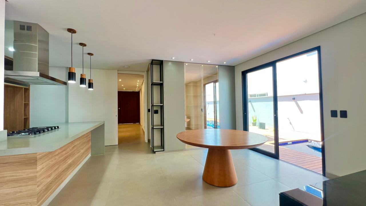 Casa com 3 dormit&oacute;rios &agrave; venda,295 m&sup2; -  Alphaville Nova Esplanada I - Votorantim - SP Alameda Nova Zelândia Votorantim - 