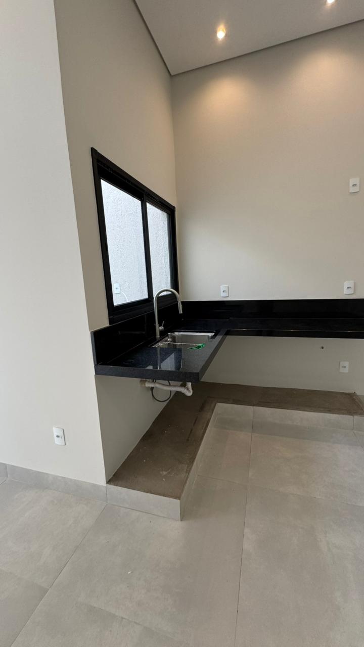 Casa Nova no Jardim Mirian Rua Antonio Celso Campideli Oliveira SANTA CRUZ DO RIO PARDO - 