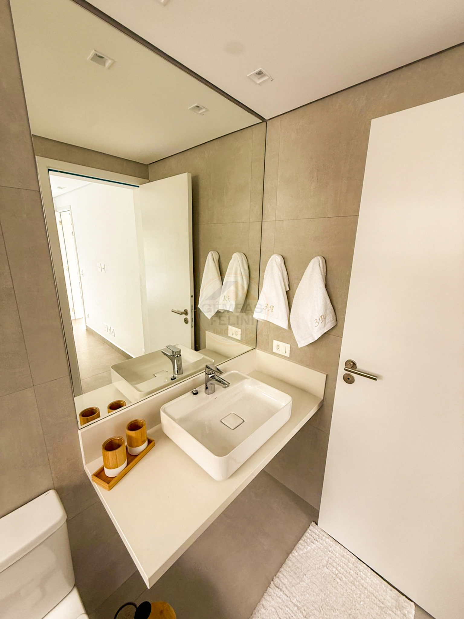 Viva Juquehy com Estilo: Casa Exclusiva Inspirada em Capri, a Passos do Mar - LOCA&Ccedil;&Atilde;O  São Sebastião - 