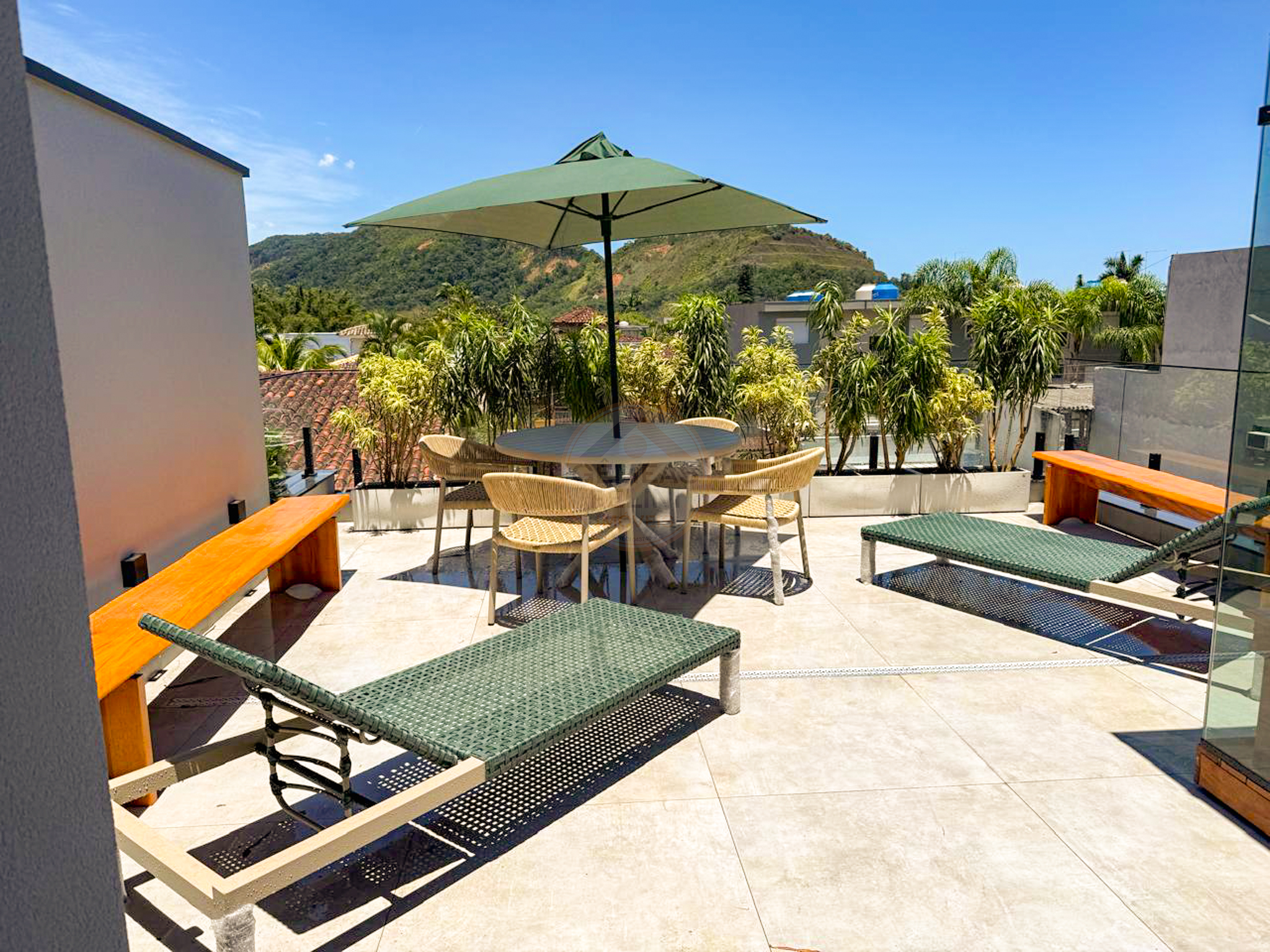 Viva Juquehy com Estilo: Casa Exclusiva Inspirada em Capri, a Passos do Mar - LOCA&Ccedil;&Atilde;O  São Sebastião - 