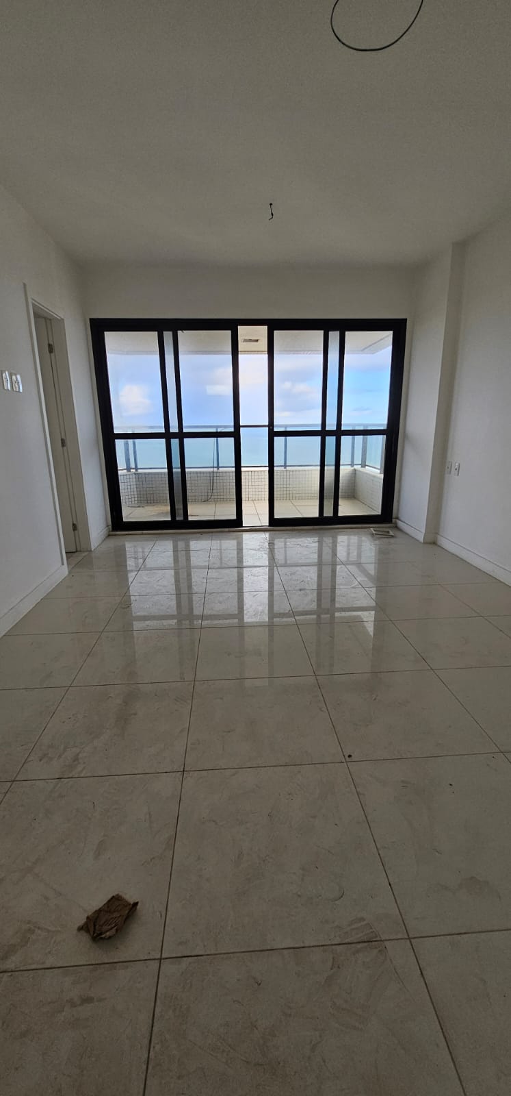 APARTAMENTO ALTO PADR&Atilde;O 4 QUARTOS 3 SU&Iacute;TES VARANDAS NASCENTE VISTA MAR &Agrave; VENDA EM ONDINA! Rua Professor João Mendonça Salvador - 