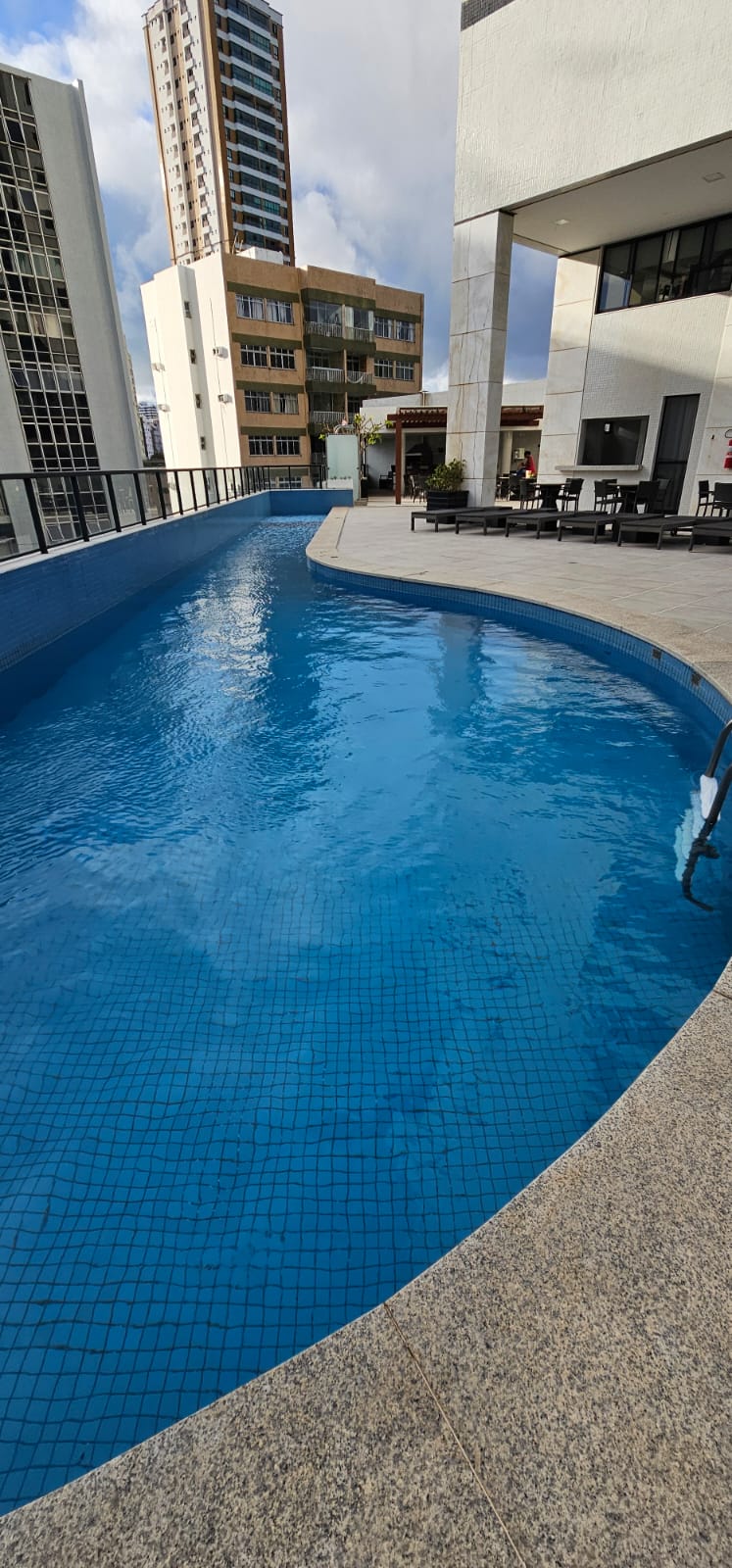 APARTAMENTO ALTO PADR&Atilde;O 4 QUARTOS 3 SU&Iacute;TES VARANDAS NASCENTE VISTA MAR &Agrave; VENDA EM ONDINA! Rua Professor João Mendonça Salvador - 