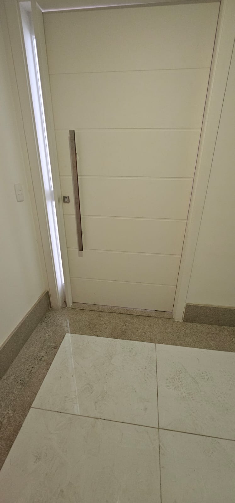 APARTAMENTO ALTO PADR&Atilde;O 4 QUARTOS 3 SU&Iacute;TES VARANDAS NASCENTE VISTA MAR &Agrave; VENDA EM ONDINA! Rua Professor João Mendonça Salvador - 