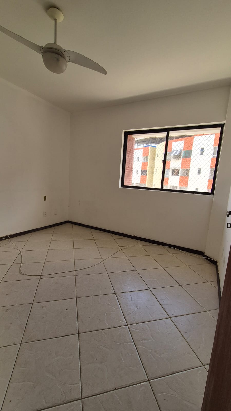 APARTAMENTO 2 QUARTOS SU&Iacute;TE VARANDA DEPEND&Ecirc;NCIA GARAGEM ELEVADOR &Agrave; VENDA NO RIO VERMELHO! Rua Macaúbas Salvador - 