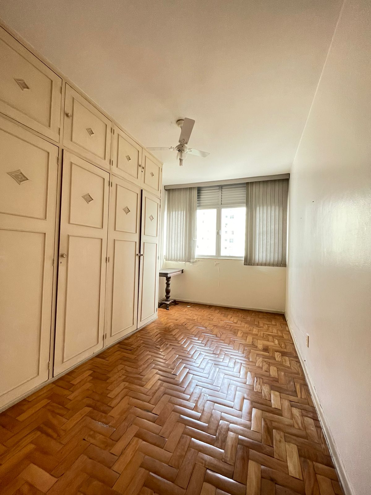 APARTAMENTO AMPLO 3 QUARTOS SU&Iacute;TE GARAGEM ELEVADOR ACADEMIA PORTARIA &Agrave; VENDA NA BARRA!! Avenida Princesa Isabel Salvador - 