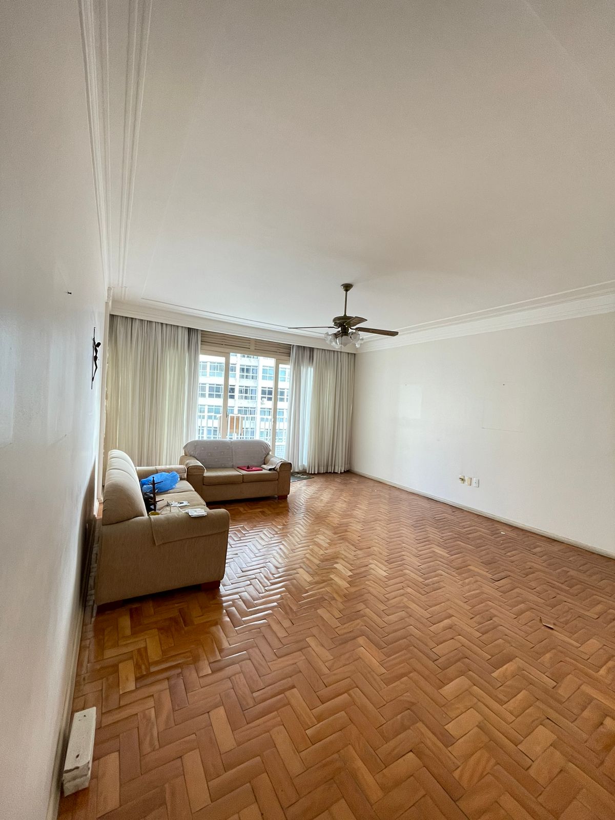 APARTAMENTO AMPLO 3 QUARTOS SU&Iacute;TE GARAGEM ELEVADOR ACADEMIA PORTARIA &Agrave; VENDA NA BARRA!! Avenida Princesa Isabel Salvador - 