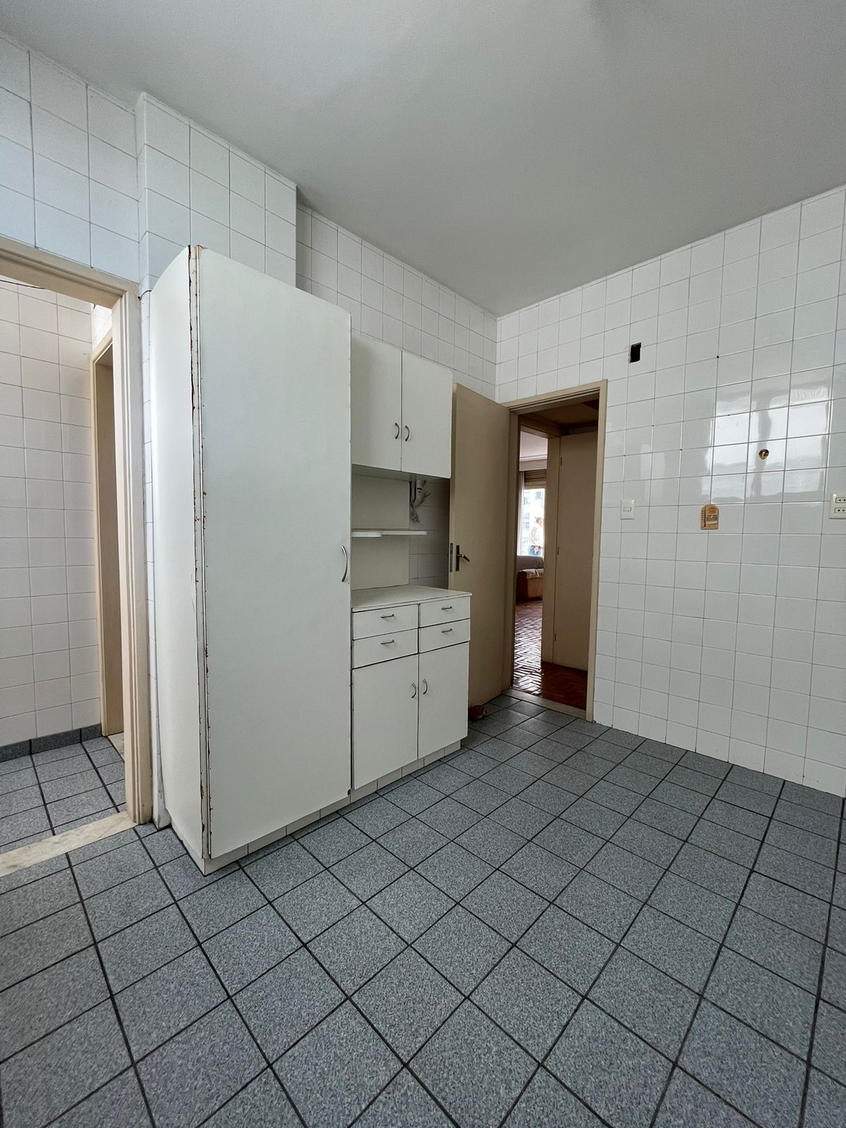 APARTAMENTO AMPLO 3 QUARTOS SU&Iacute;TE GARAGEM ELEVADOR ACADEMIA PORTARIA &Agrave; VENDA NA BARRA!! Avenida Princesa Isabel Salvador - 