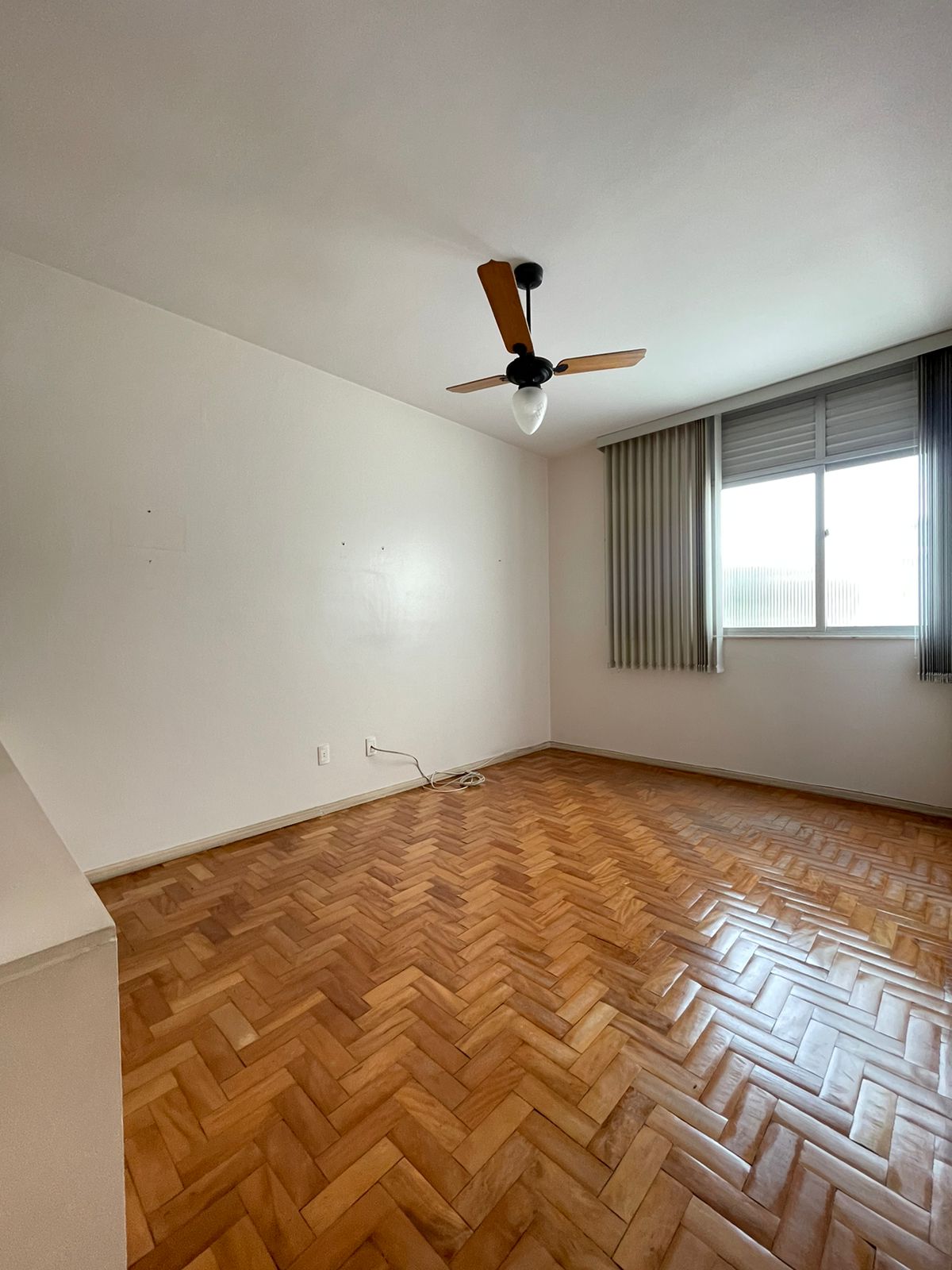 APARTAMENTO AMPLO 3 QUARTOS SU&Iacute;TE GARAGEM ELEVADOR ACADEMIA PORTARIA &Agrave; VENDA NA BARRA!! Avenida Princesa Isabel Salvador - 