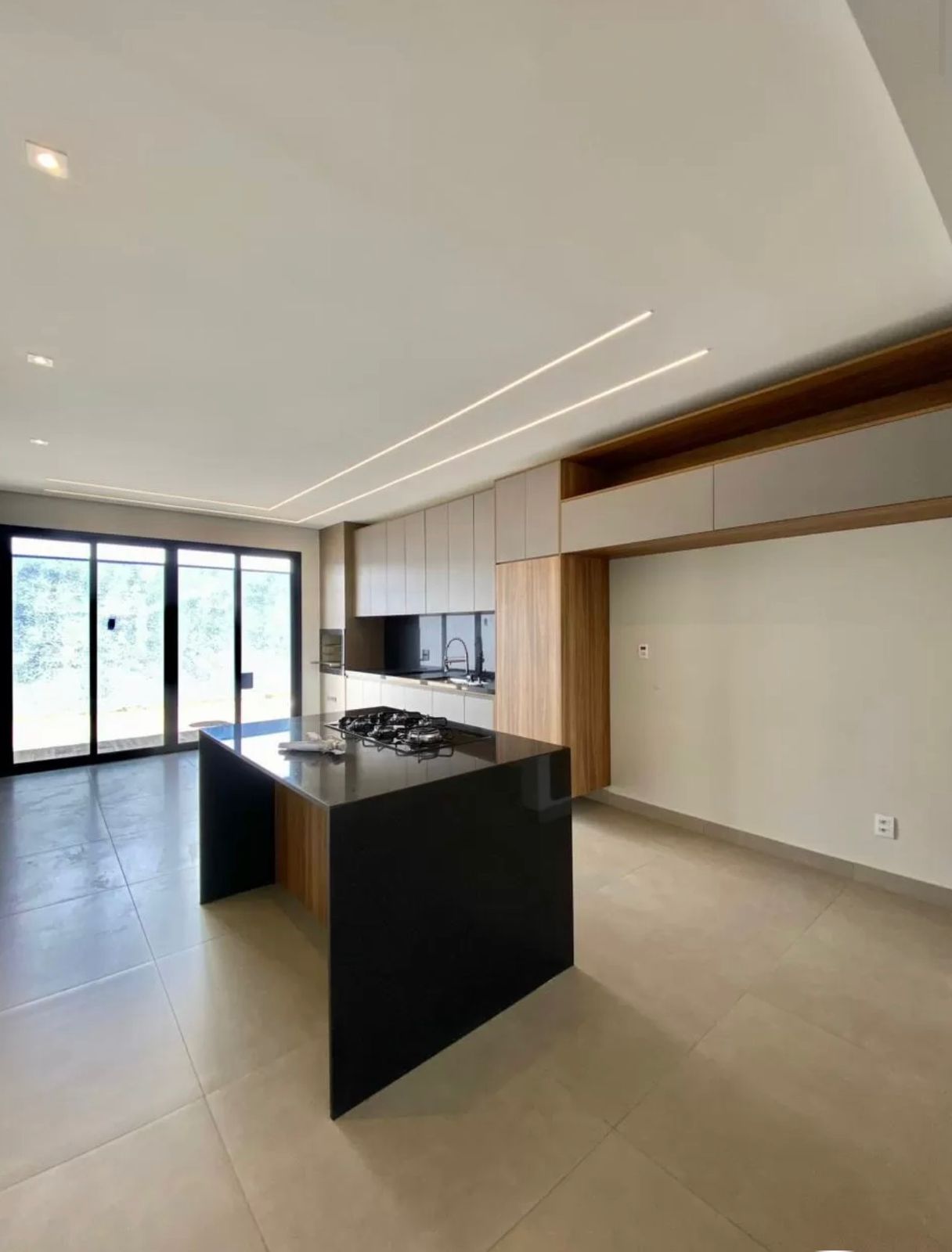 Casa com 3 dormit&oacute;rios &agrave; venda,287 m&sup2; -  Alphaville Nova Esplanada IV - Votorantim - SP Alameda Nova Zelândia Votorantim - 