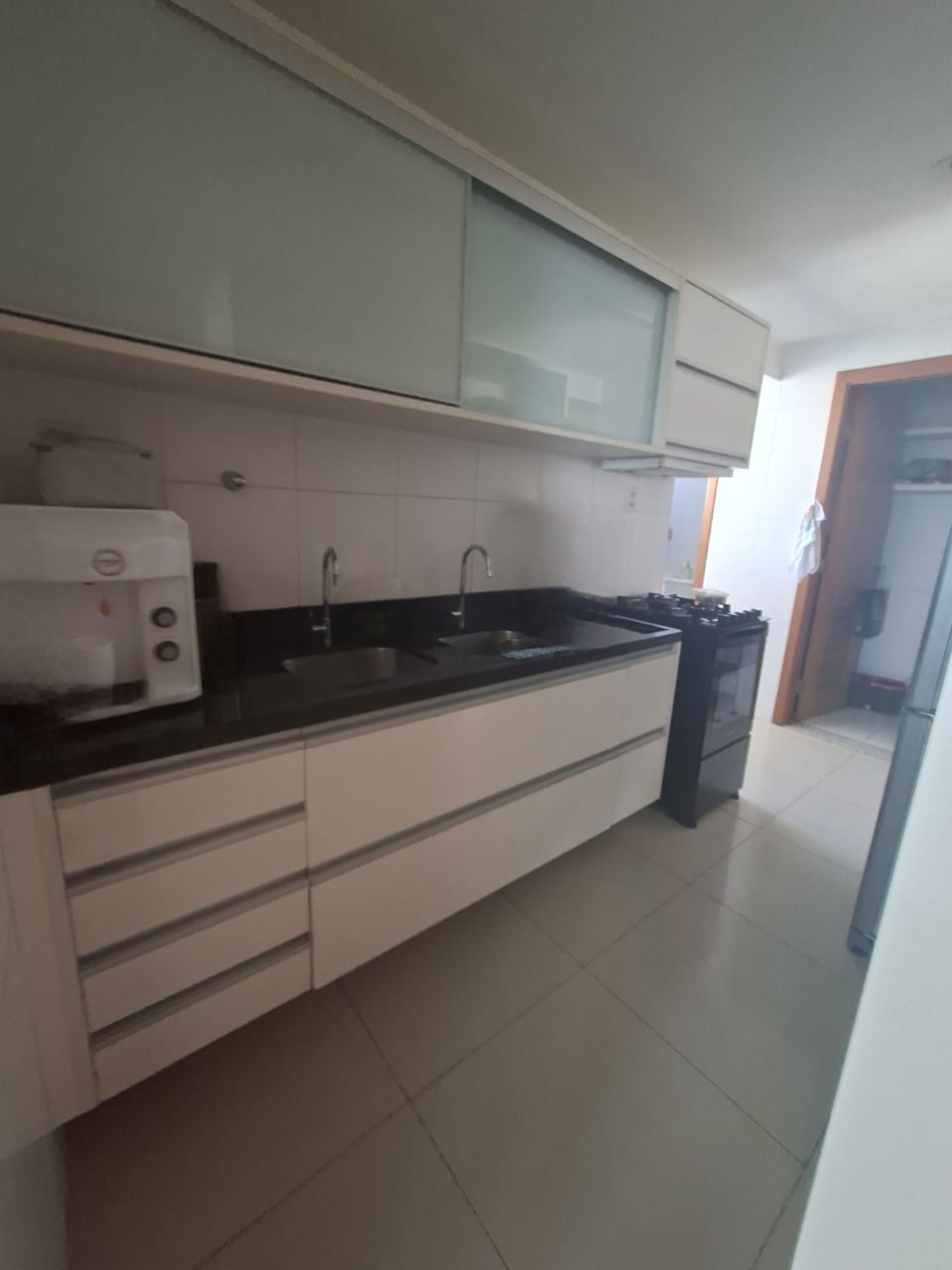 APARTAMENTO COBERTURA 4 QUARTOS 3 SU&Iacute;TES VISTA MAR VARANDA GARAGENS PISCINA VENDA PITUBA! Rua Amazonas Salvador - 