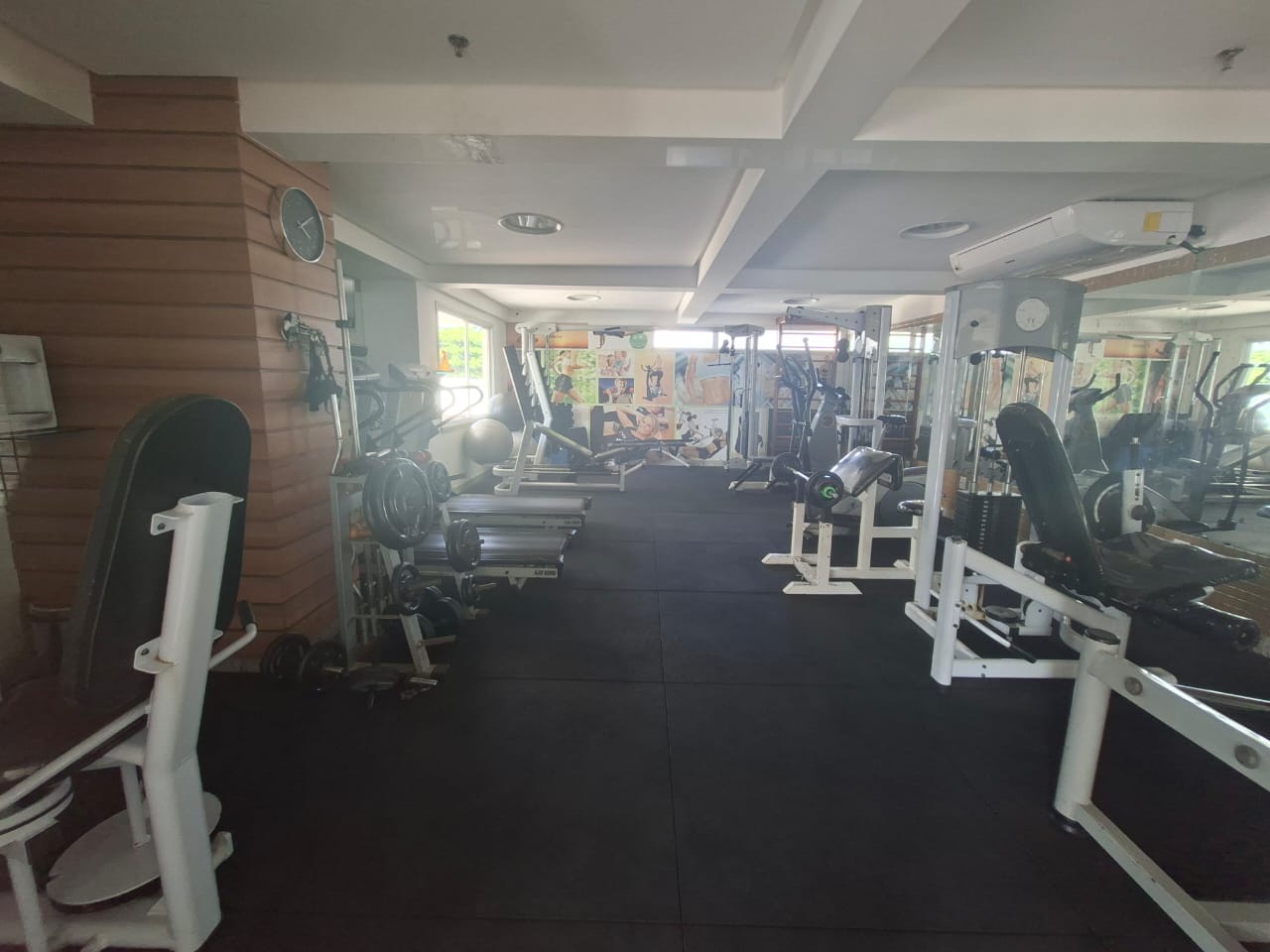 APARTAMENTO COBERTURA 4 QUARTOS 3 SU&Iacute;TES VISTA MAR VARANDA GARAGENS PISCINA VENDA PITUBA! Rua Amazonas Salvador - 