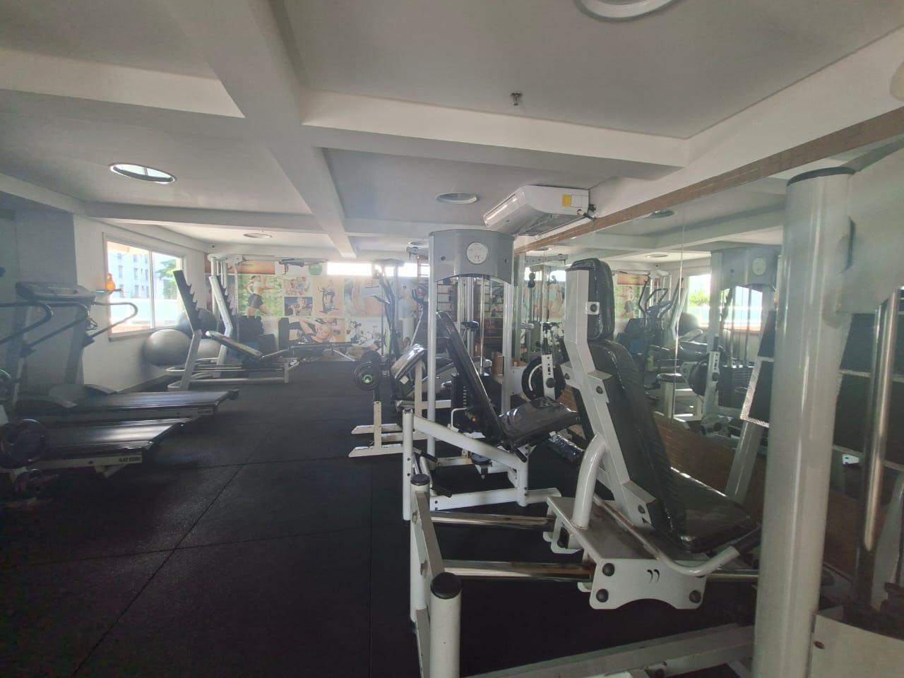 APARTAMENTO COBERTURA 4 QUARTOS 3 SU&Iacute;TES VISTA MAR VARANDA GARAGENS PISCINA VENDA PITUBA! Rua Amazonas Salvador - 