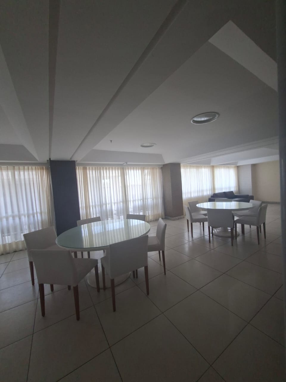 APARTAMENTO COBERTURA 4 QUARTOS 3 SU&Iacute;TES VISTA MAR VARANDA GARAGENS PISCINA VENDA PITUBA! Rua Amazonas Salvador - 