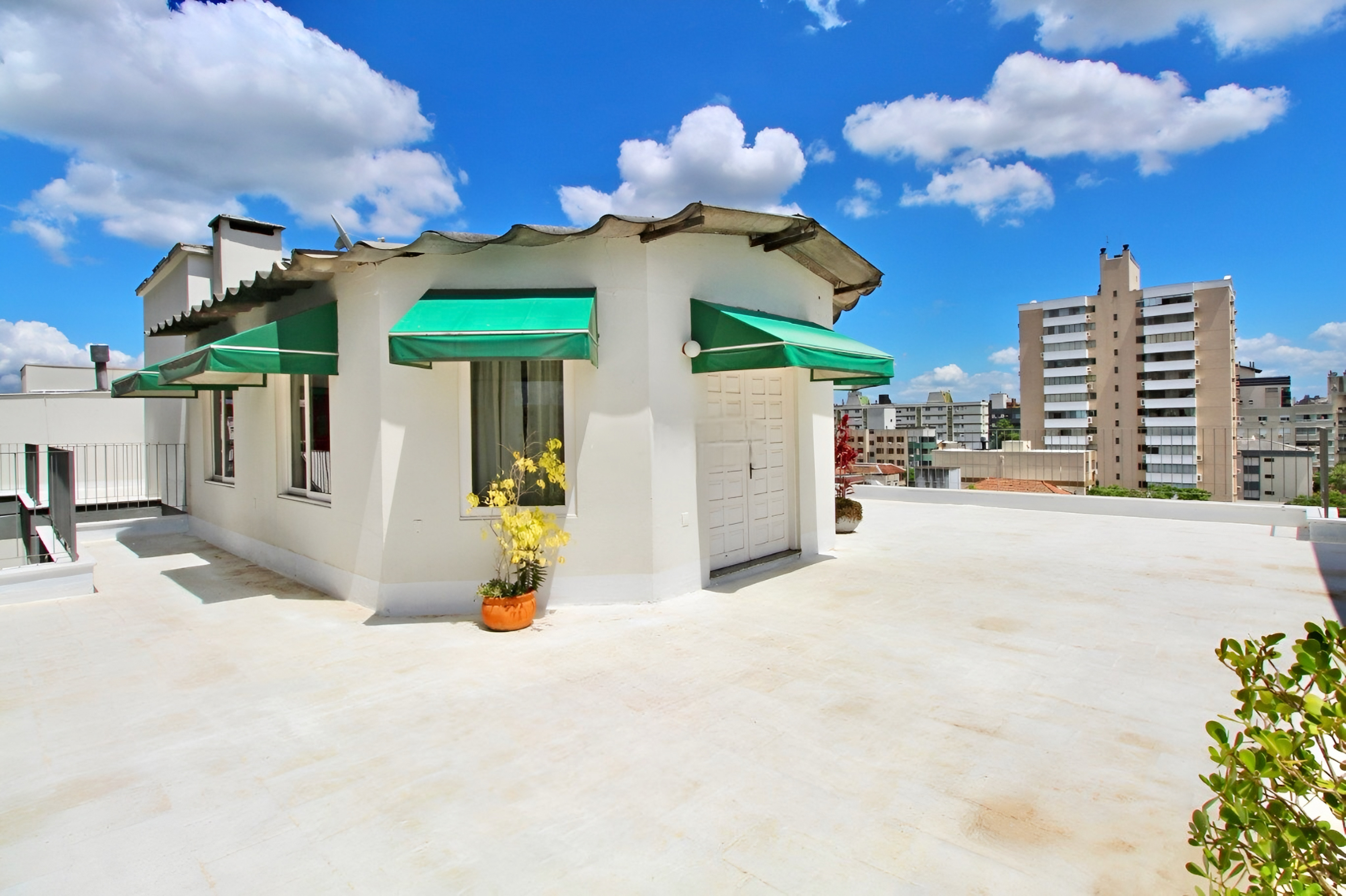 R$ 455.000 - LINDO APARTAMENTO - 42M2 - 1 DORM - SOL DA MANH&Atilde; - 1 VAGA Rua São Manoel Porto Alegre - 