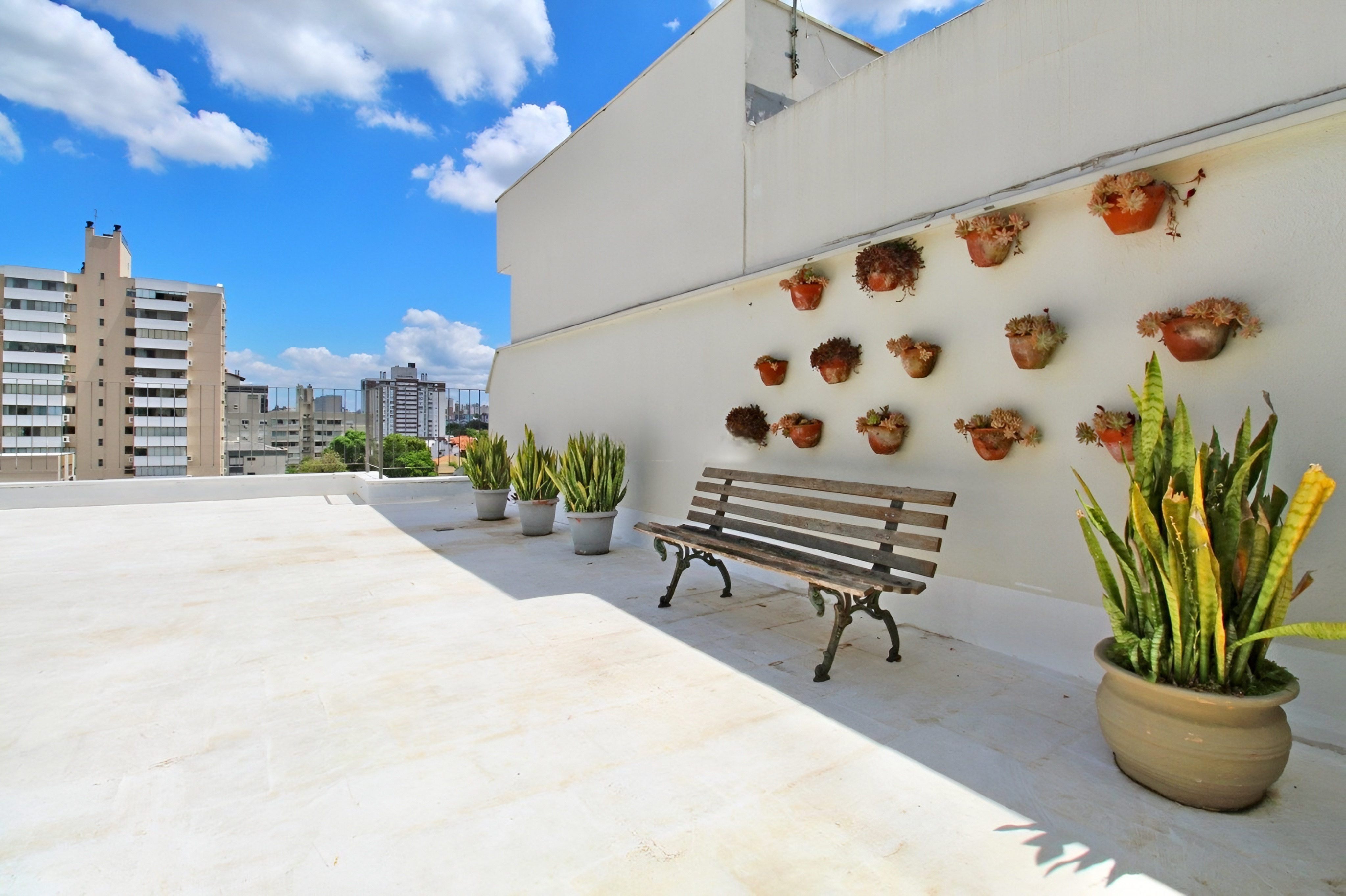 R$ 455.000 - LINDO APARTAMENTO - 42M2 - 1 DORM - SOL DA MANH&Atilde; - 1 VAGA Rua São Manoel Porto Alegre - 