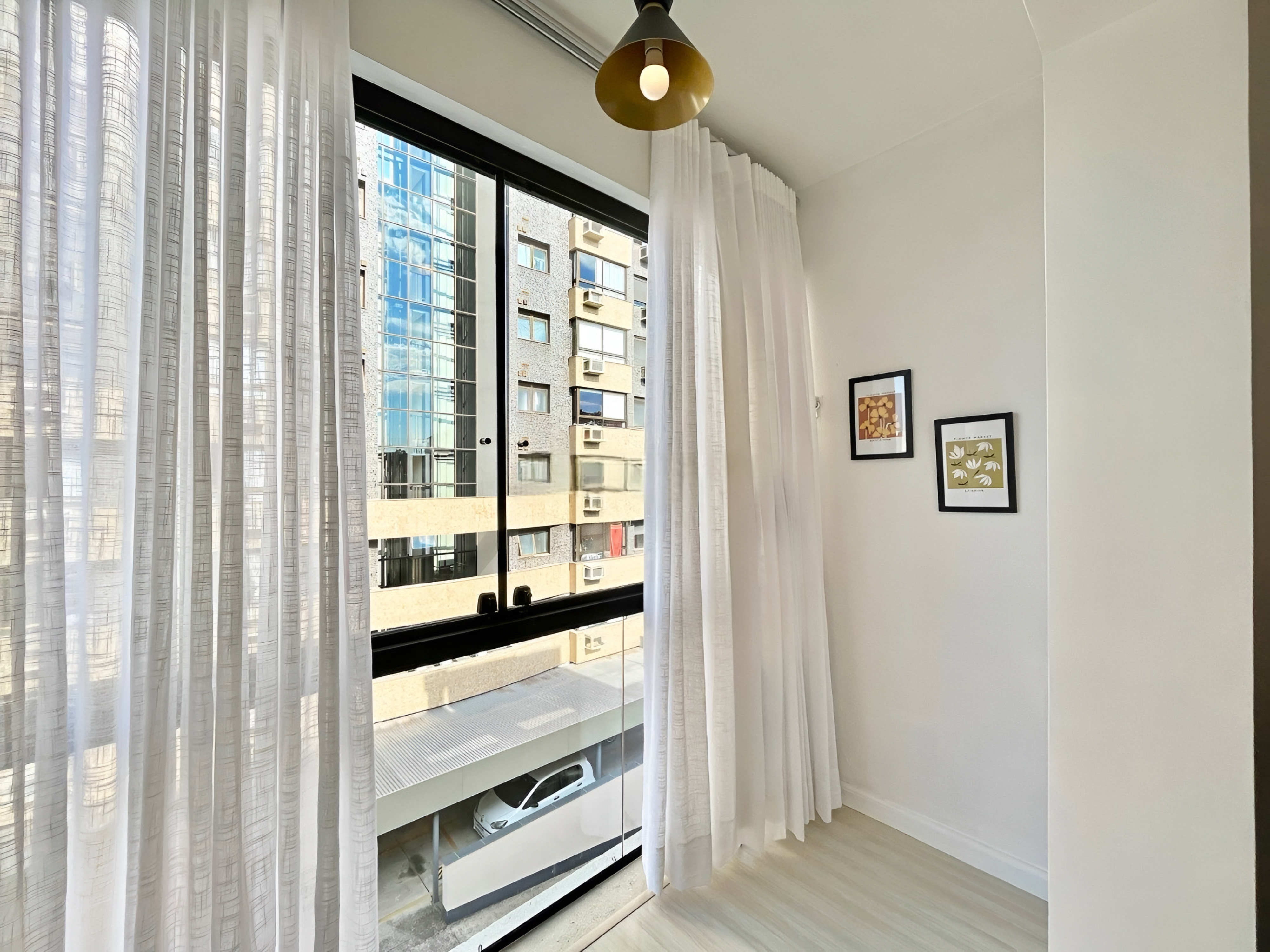 R$ 455.000 - LINDO APARTAMENTO - 42M2 - 1 DORM - SOL DA MANH&Atilde; - 1 VAGA Rua São Manoel Porto Alegre - 