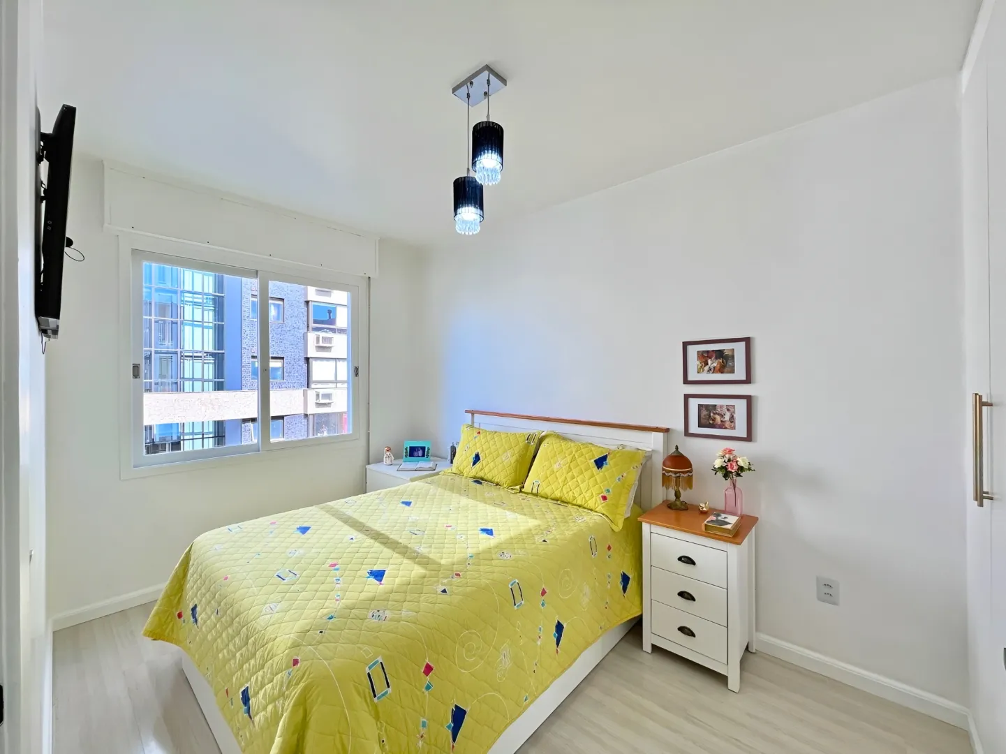 R$ 440.000 - LINDO APARTAMENTO - 42M2 - 1 DORM - SOL DA MANH&Atilde; - 1 VAGA Rua São Manoel Porto Alegre - 