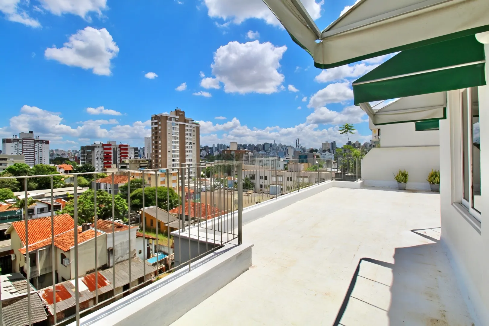 R$ 440.000 - LINDO APARTAMENTO - 42M2 - 1 DORM - SOL DA MANH&Atilde; - 1 VAGA Rua São Manoel Porto Alegre - 