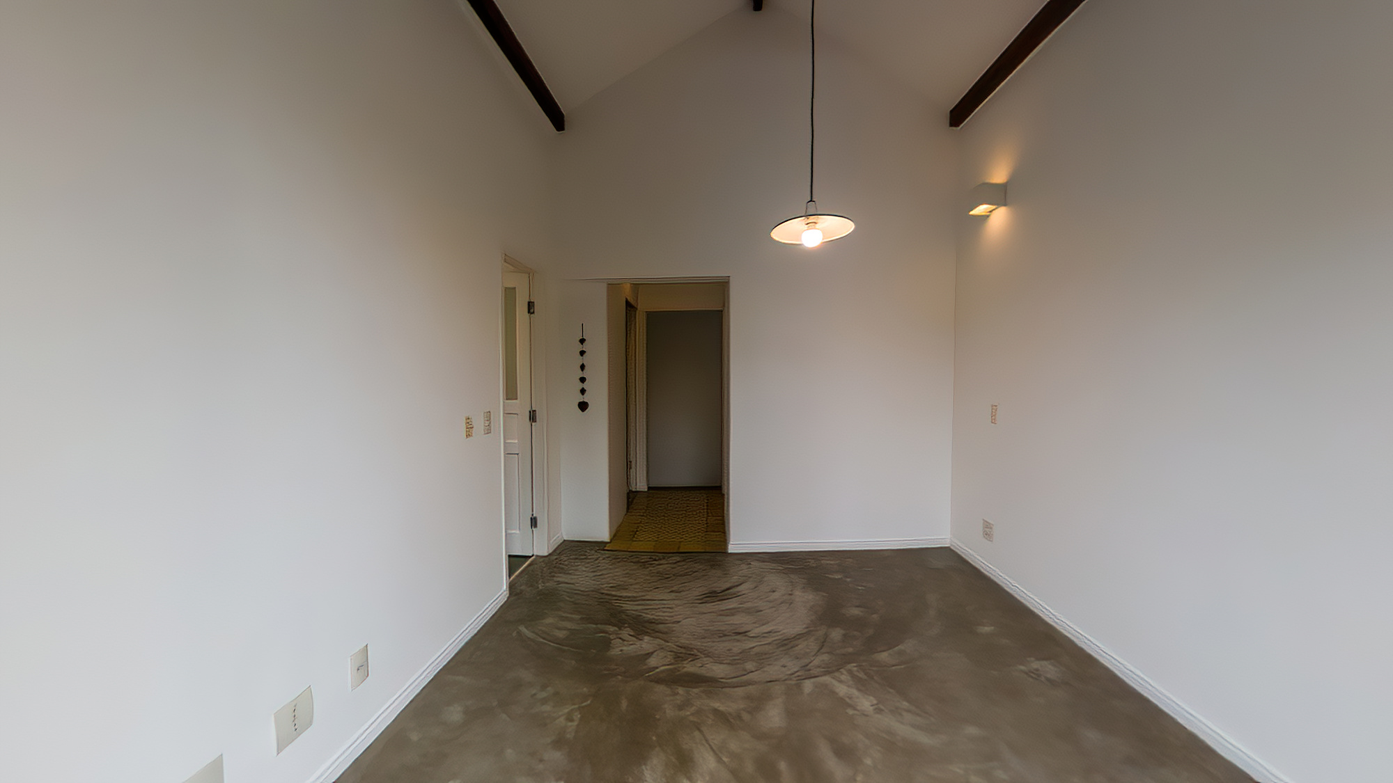 VENDE-SE LINDA CASA RUA SEM SA&Iacute;DA - 110M2 - RUA SEM SA&Iacute;DA!!! Rua Guiné São Paulo - 