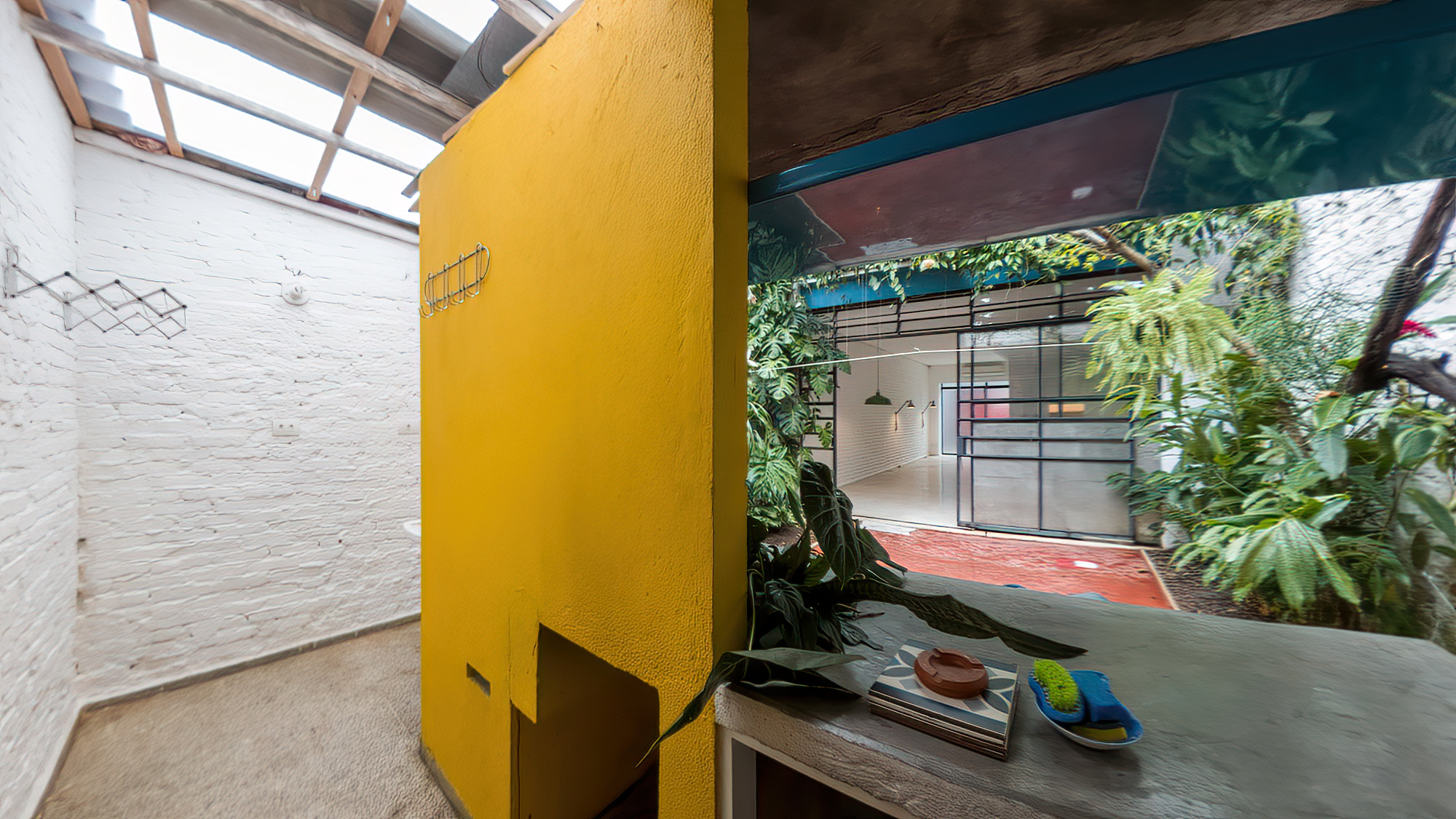 VENDE-SE LINDA CASA RUA SEM SA&Iacute;DA - 110M2 - RUA SEM SA&Iacute;DA!!! Rua Guiné São Paulo - 