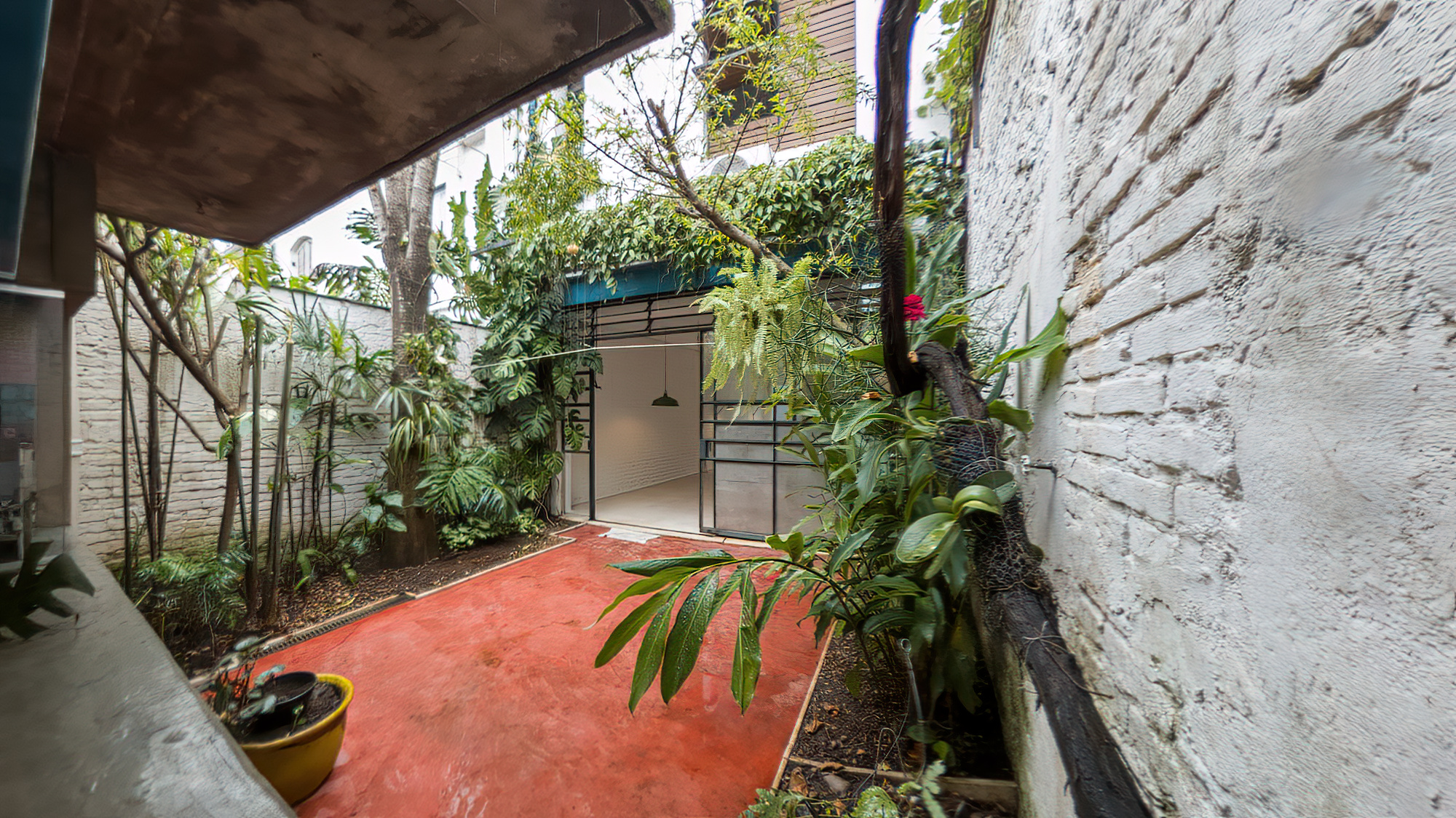 VENDE-SE LINDA CASA RUA SEM SA&Iacute;DA - 110M2 - RUA SEM SA&Iacute;DA!!! Rua Guiné São Paulo - 