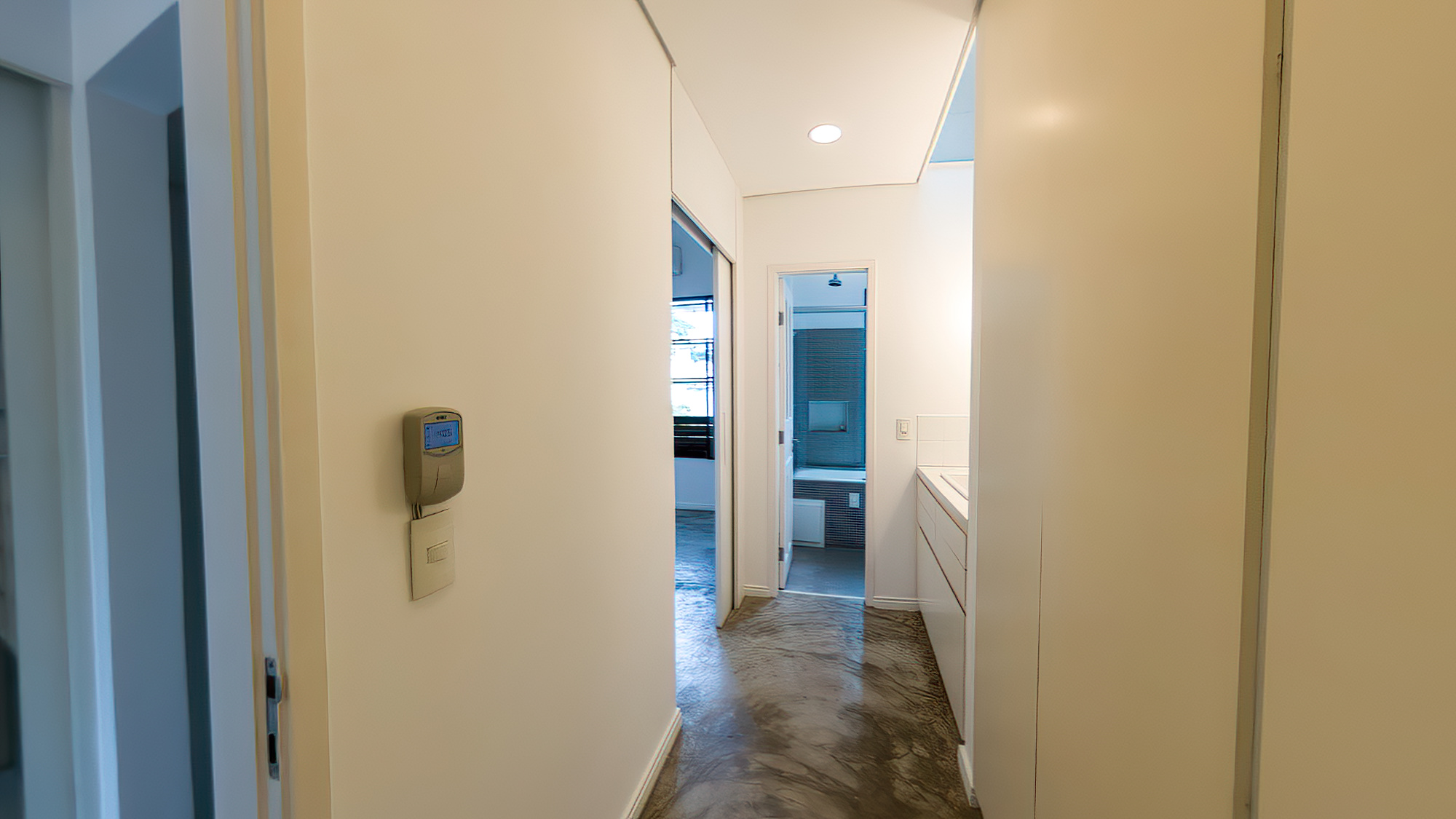 VENDE-SE LINDA CASA RUA SEM SA&Iacute;DA - 110M2 - RUA SEM SA&Iacute;DA!!! Rua Guiné São Paulo - 