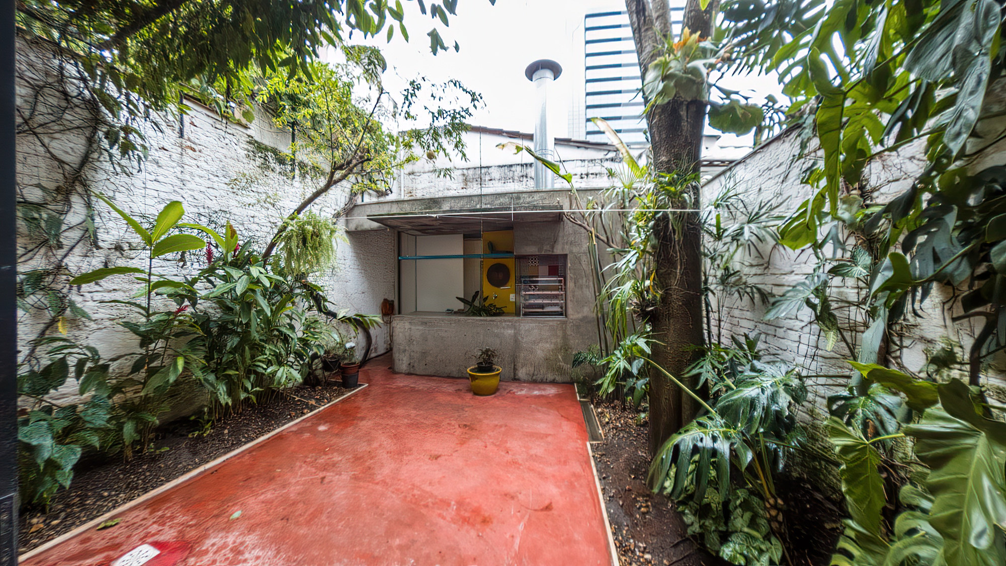 VENDE-SE LINDA CASA RUA SEM SA&Iacute;DA - 110M2 - RUA SEM SA&Iacute;DA!!! Rua Guiné São Paulo - 