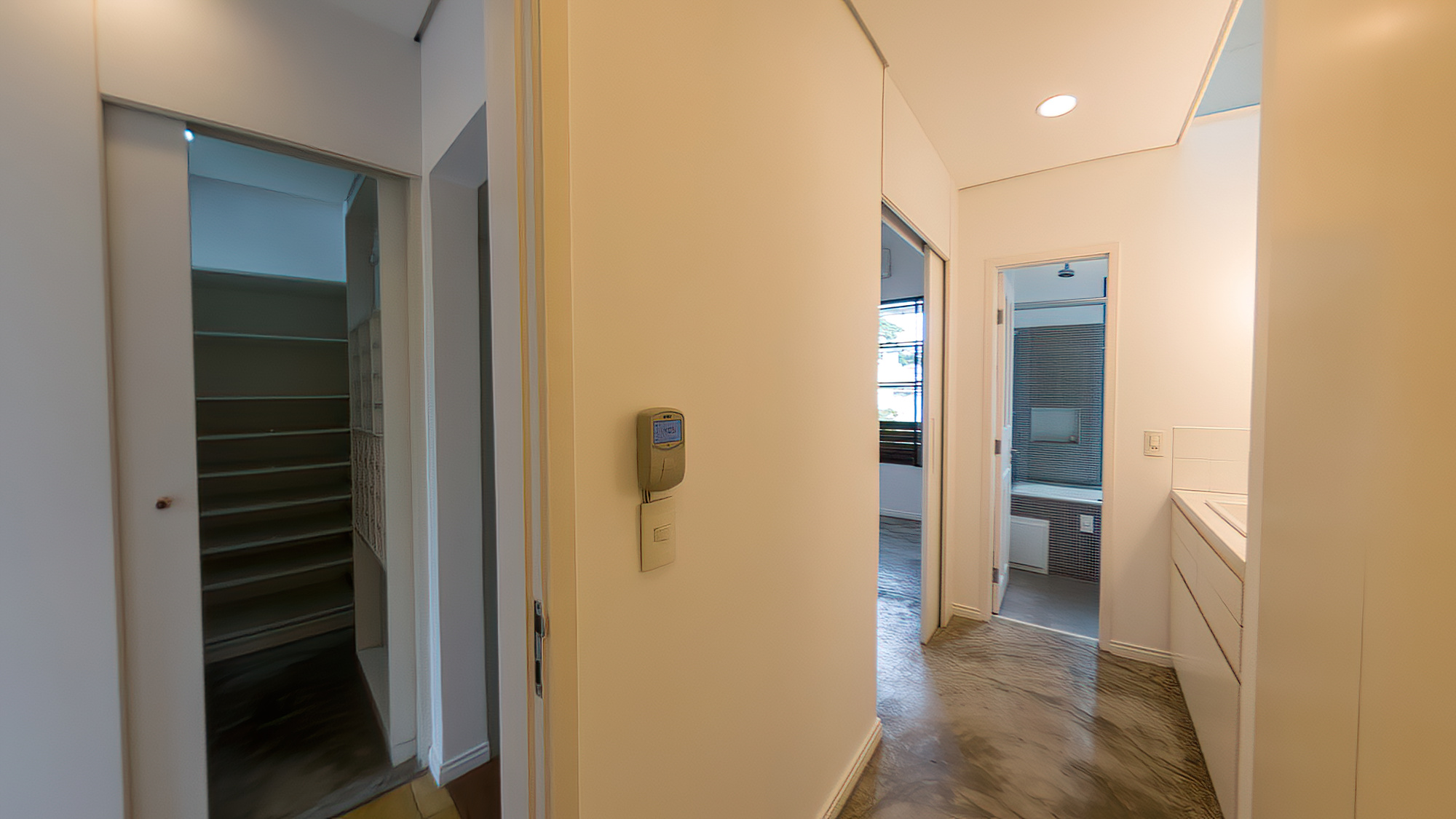 VENDE-SE LINDA CASA RUA SEM SA&Iacute;DA - 110M2 - RUA SEM SA&Iacute;DA!!! Rua Guiné São Paulo - 