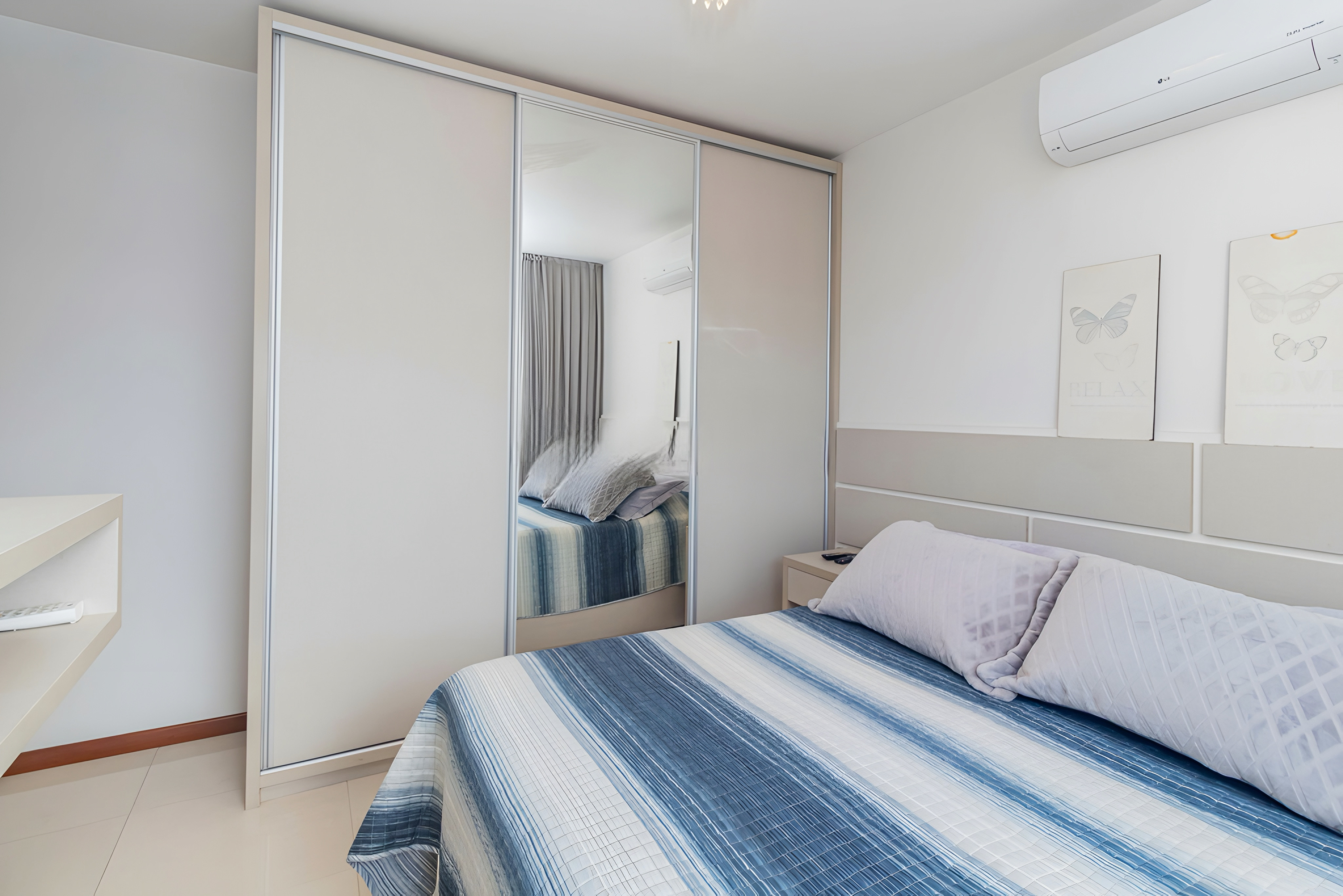 R$ 545.000 - IMPEC&Aacute;VEL APARTAMENTO - FRENTE - 94M2 - 3 DORM - 1 VAGA Rua Conselheiro Brusque Porto Alegre - 