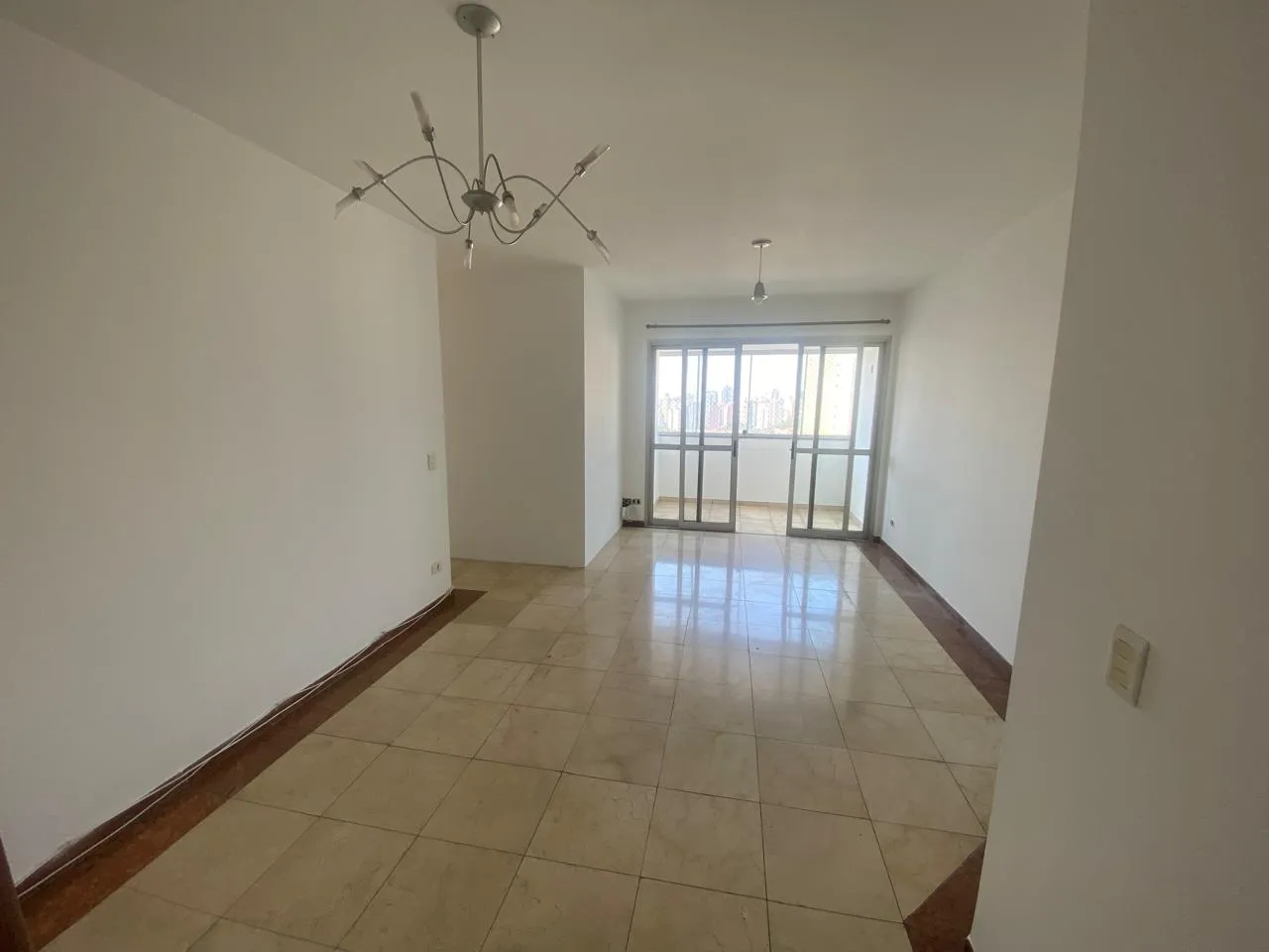 Apto &aacute; venda na Vila Mariana  - - 