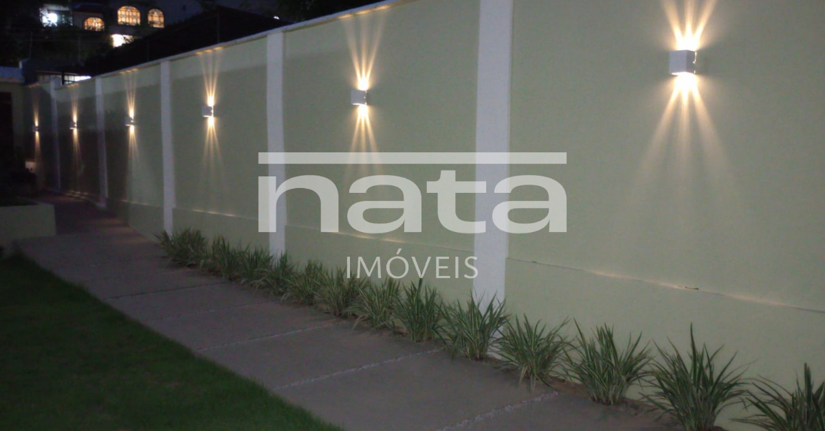 Casa | 3 quartos | 25 de Agosto | 115 m&sup2; Rua Mariz e Barros Duque de Caxias - 