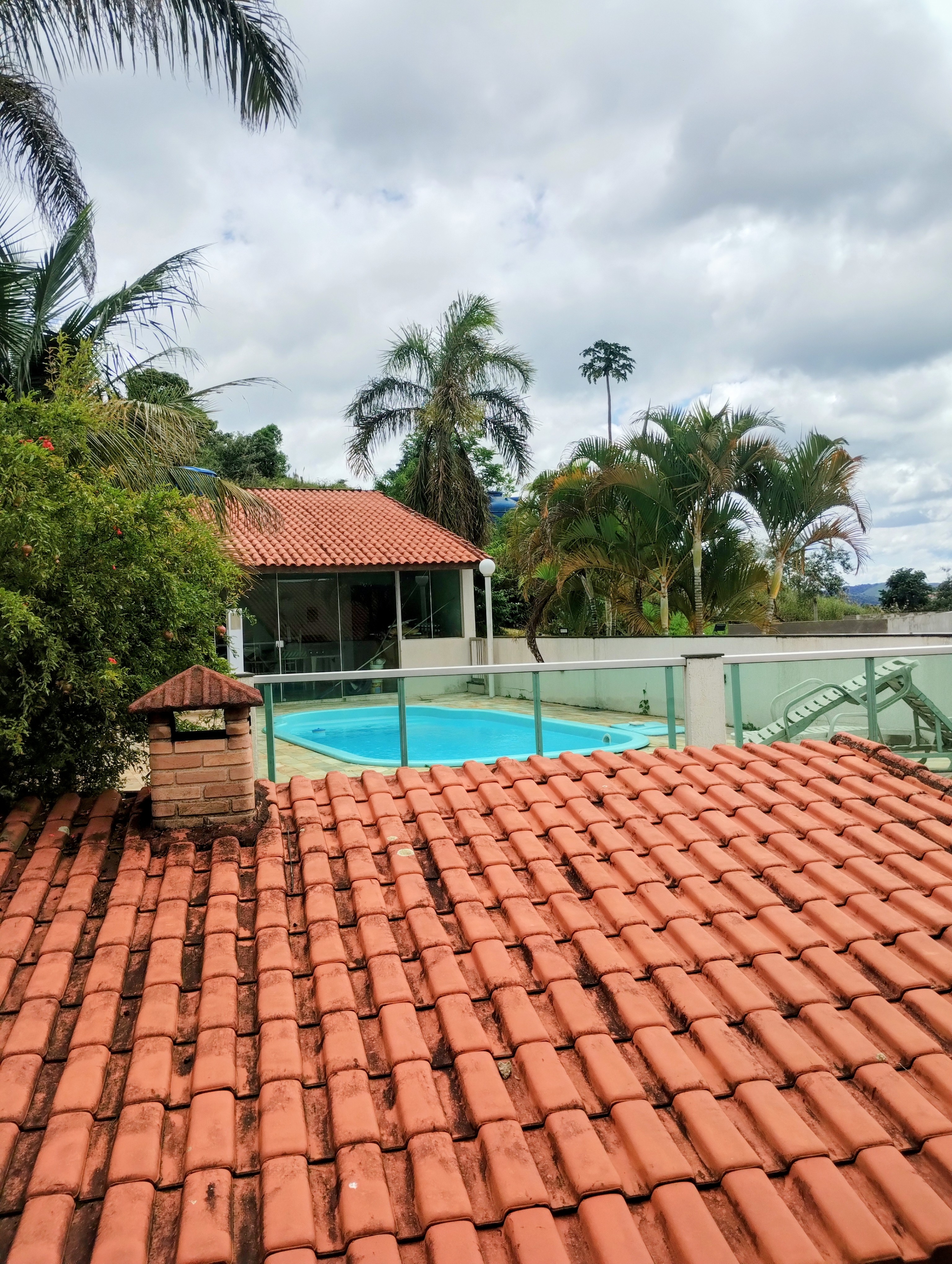 &Oacute;timo sobrado &agrave; venda no Para&iacute;so de Igarat&aacute;  Igaratá - 