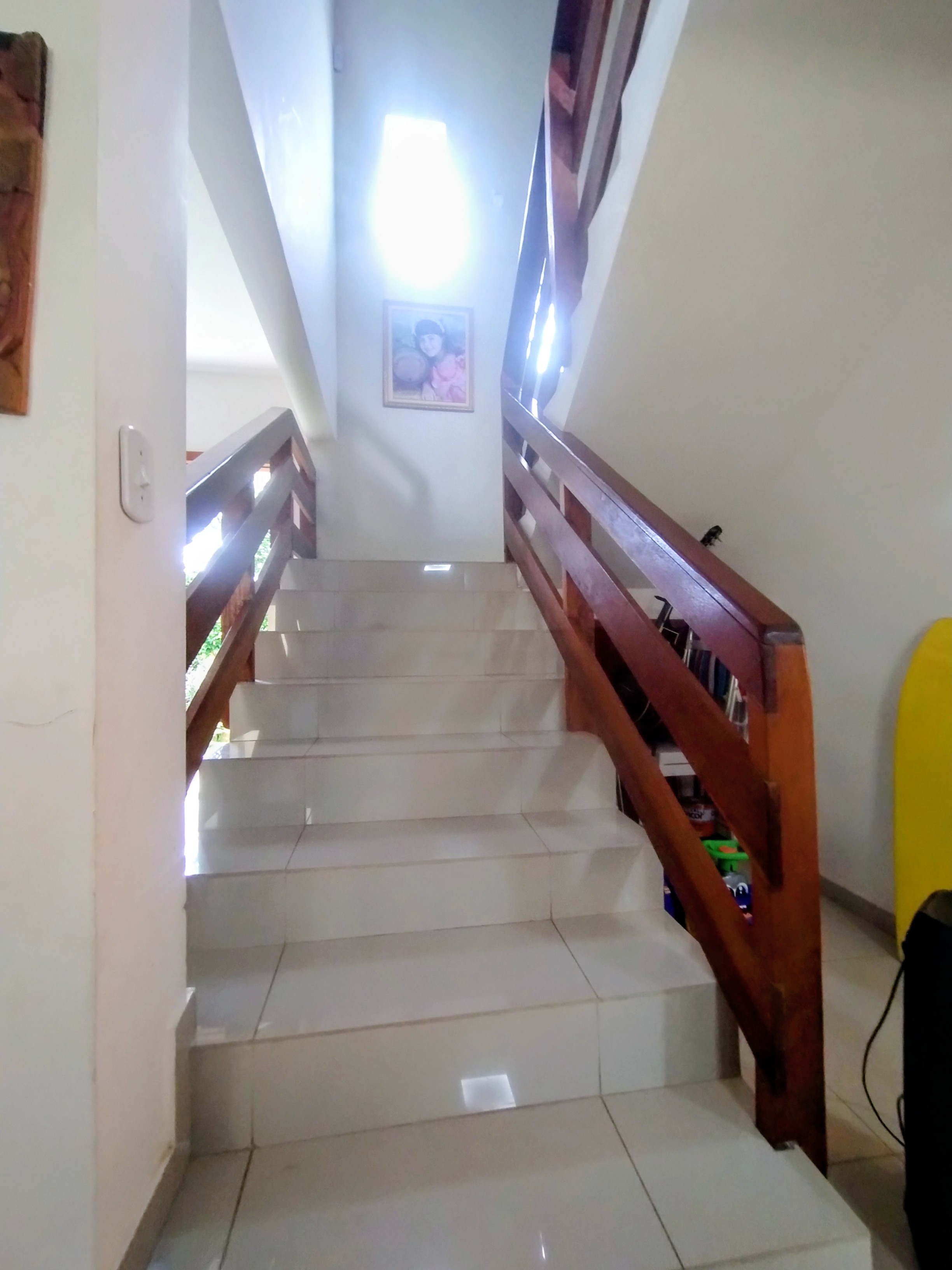 &Oacute;timo sobrado &agrave; venda no Para&iacute;so de Igarat&aacute;  Igaratá - 