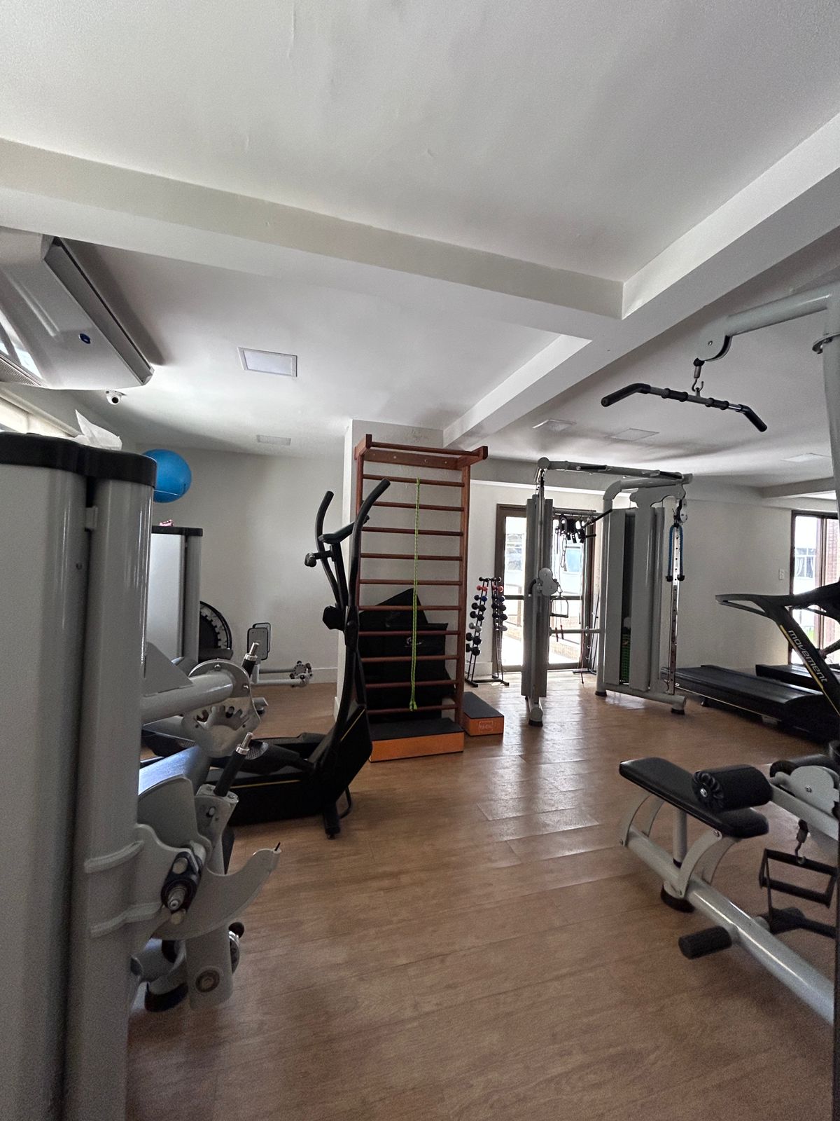 APARTAMENTO 2 SU&Iacute;TES VARANDA PISCINA ACADEMIA CHURRASQUEIRA 2 GARAGENS &Agrave; VENDA NA GRA&Ccedil;A! Rua Oito de Dezembro Salvador - 