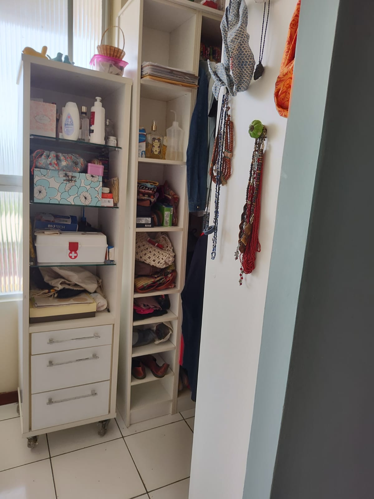 APARTAMENTO 3 QUARTOS 2 SU&Iacute;TES GABINETE GARAGEM T&Eacute;RREO &Agrave; VENDA NO RIO VERMELHO Rua Rodrigo Argollo Salvador - 