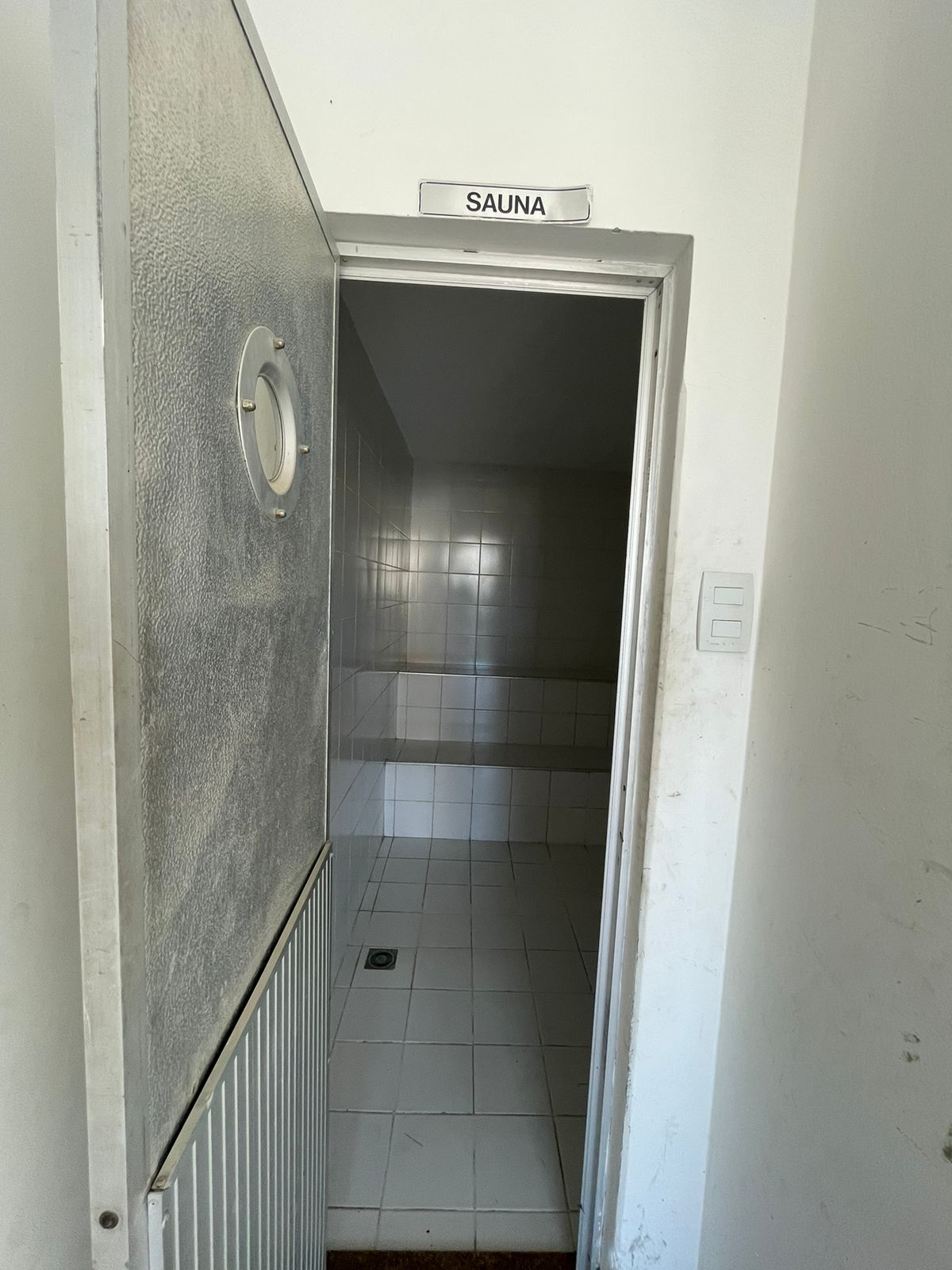 APARTAMENTO 2 QUARTOS SU&Iacute;TE 2 VARANDAS 2 GARAGENS PISCINA ELEVADOR &Agrave; VENDA NA GRA&Ccedil;A! Rua Santa Rita de Cássia Salvador - 