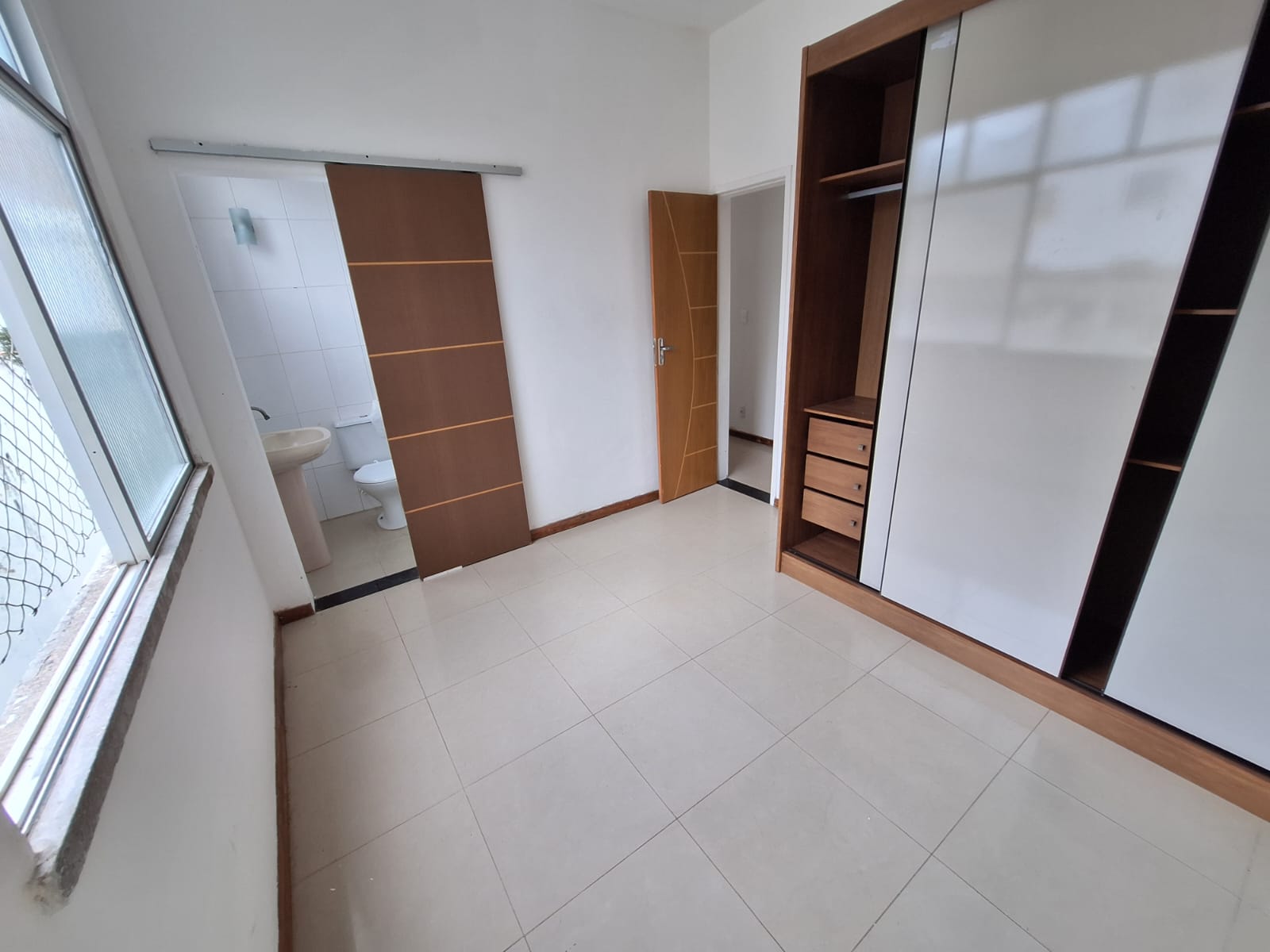 APARTAMENTO 2 QUARTOS 2 SU&Iacute;TES NASCENTE SALA COZINHA ELEVADORES &Agrave; VENDA NA GRA&Ccedil;A! Rua Teixeira Leal Salvador - 