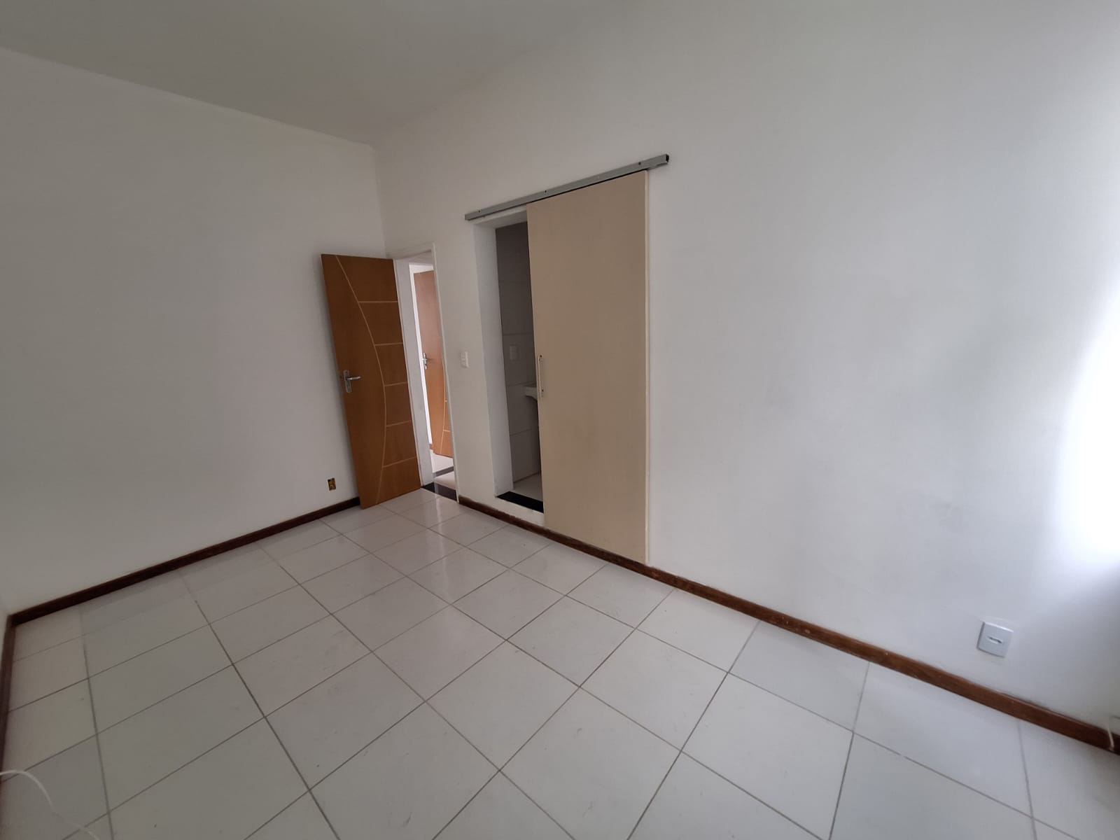 APARTAMENTO 2 QUARTOS 2 SU&Iacute;TES NASCENTE SALA COZINHA ELEVADORES &Agrave; VENDA NA GRA&Ccedil;A! Rua Teixeira Leal Salvador - 