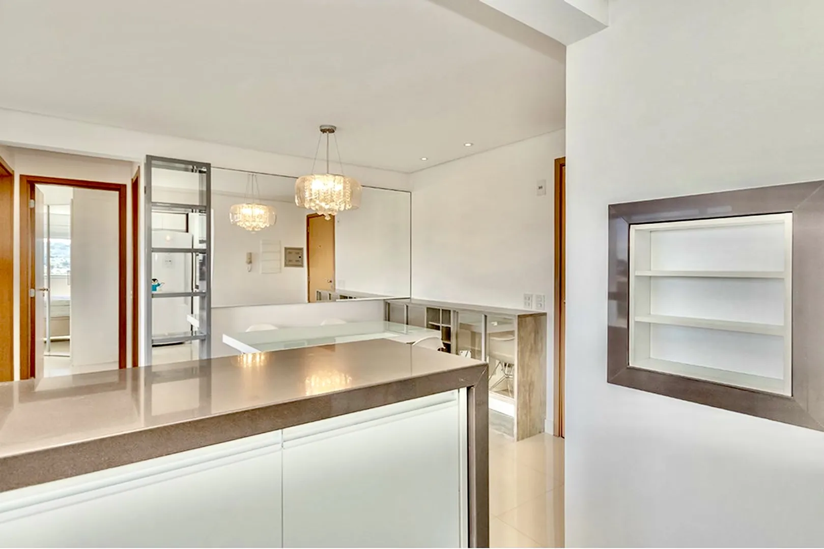 R$ 460.000 - LINDO APARTAMENTO - 54M2 - 2 DORM - SU&Iacute;TE - VISTA - 1 VAGA - INFRA Rua General Rondon Porto Alegre - 