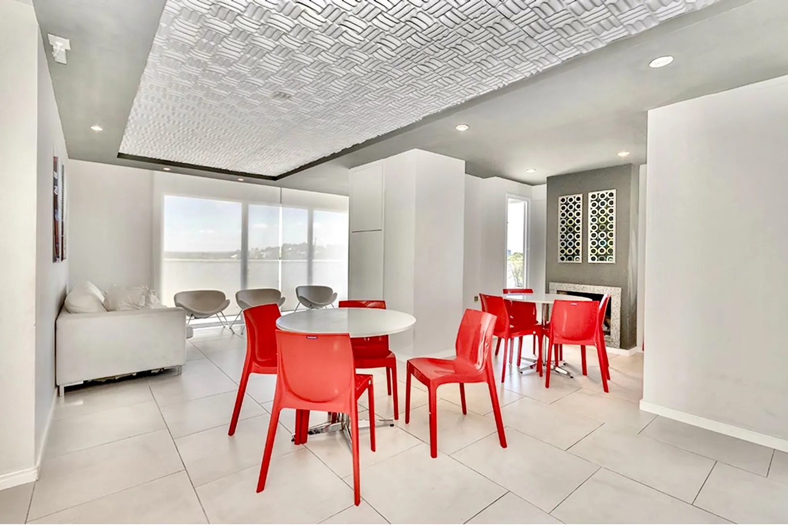 R$ 460.000 - LINDO APARTAMENTO - 54M2 - 2 DORM - SU&Iacute;TE - VISTA - 1 VAGA - INFRA Rua General Rondon Porto Alegre - 