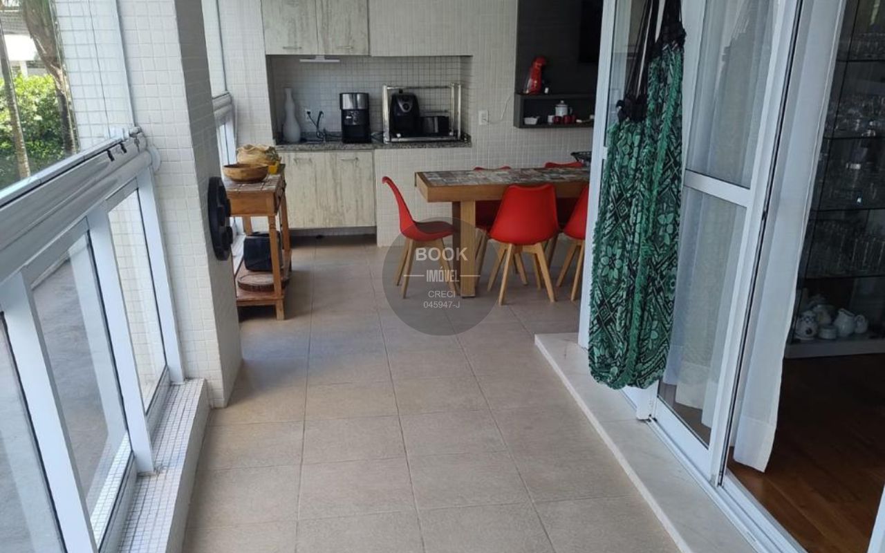 Apartamento com 3 quartos na ponta da praia! Av. Rei Pelé Santos - 