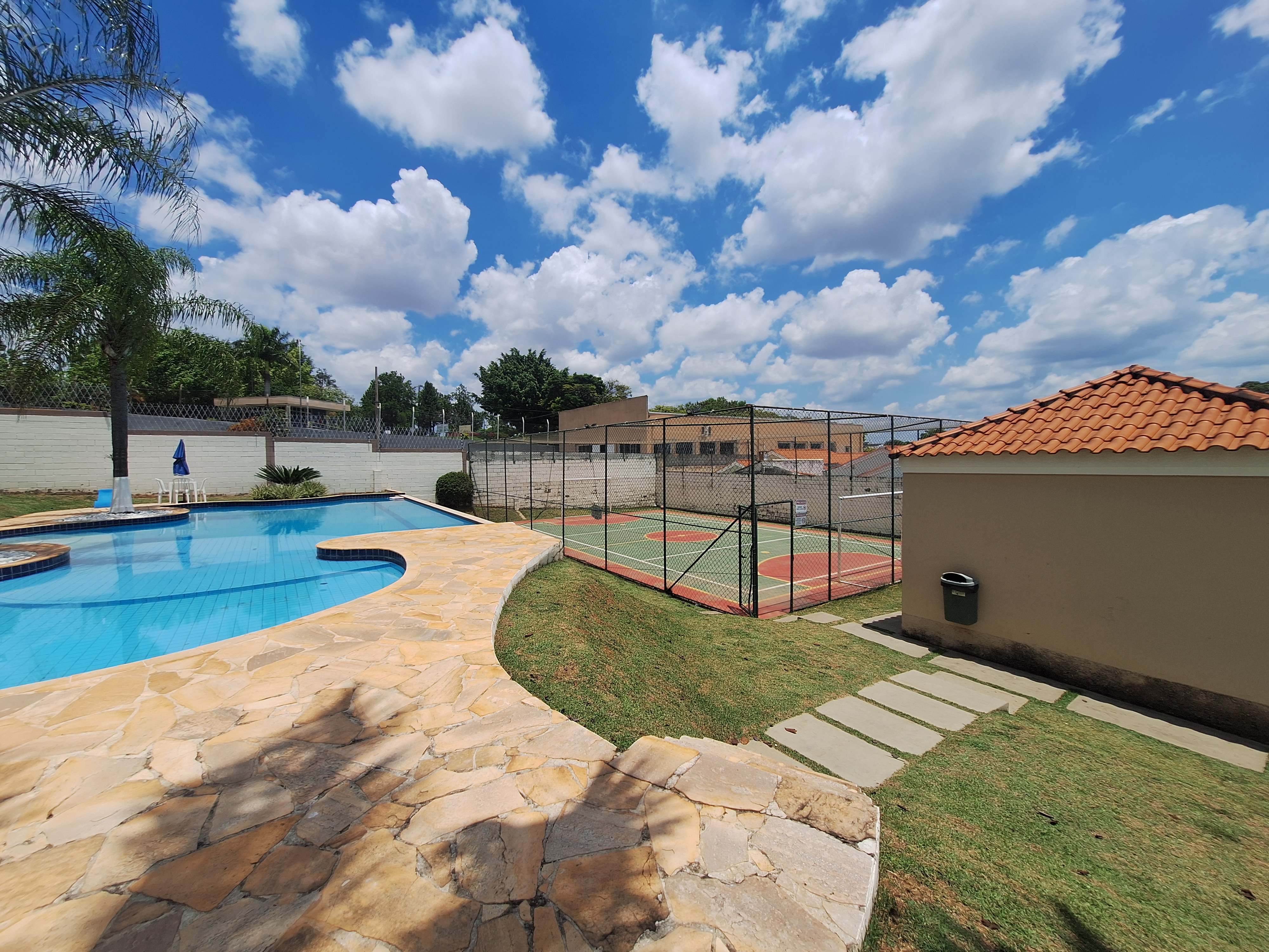 Casa t&eacute;rrea &agrave; venda ou loca&ccedil;&atilde;o no condom&iacute;nio San Pietro - Sorocaba/SP Avenida Rudolf Dafferner Sorocaba - 