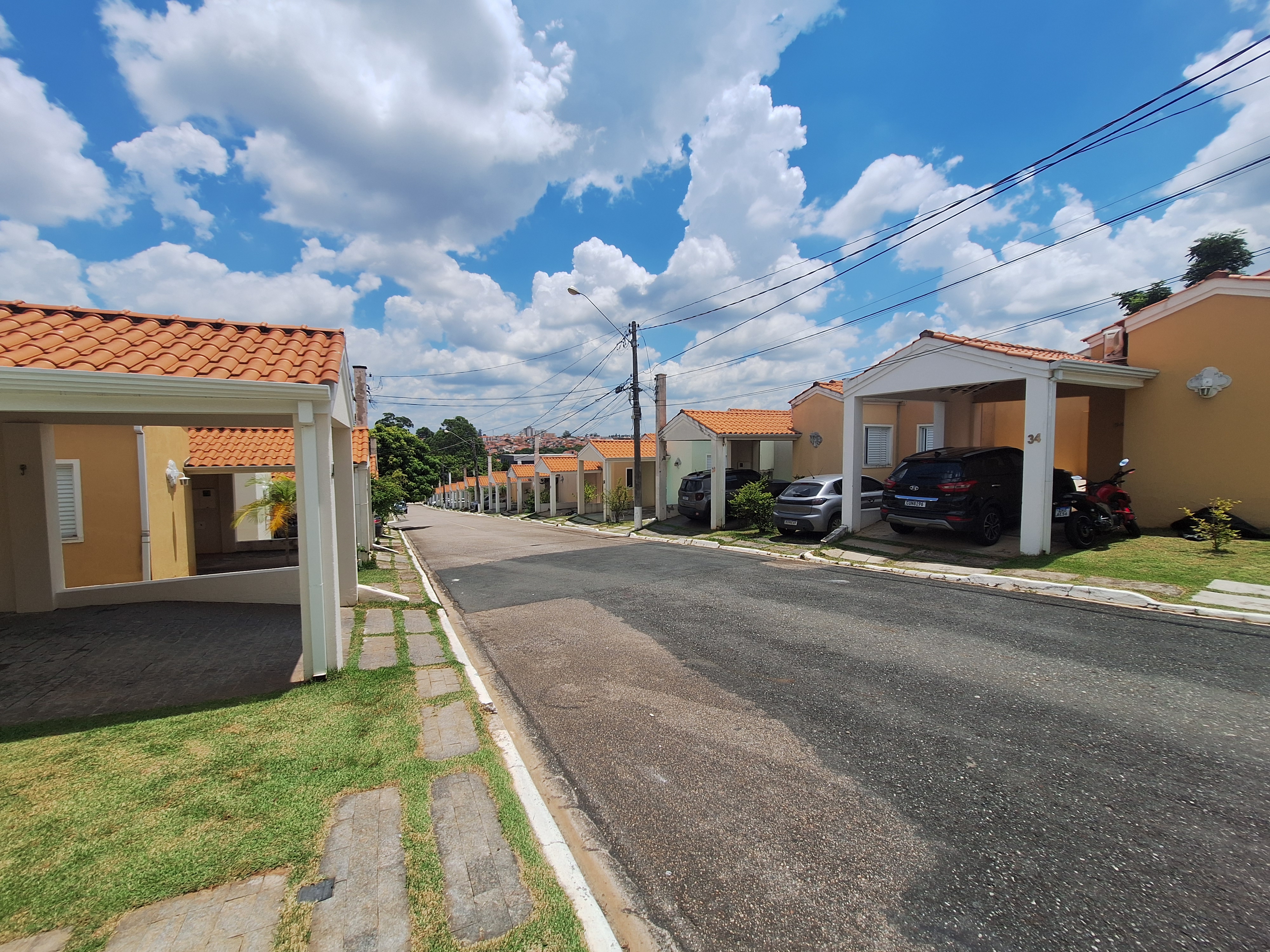 Casa t&eacute;rrea &agrave; venda ou loca&ccedil;&atilde;o no condom&iacute;nio San Pietro - Sorocaba/SP Avenida Rudolf Dafferner Sorocaba - 
