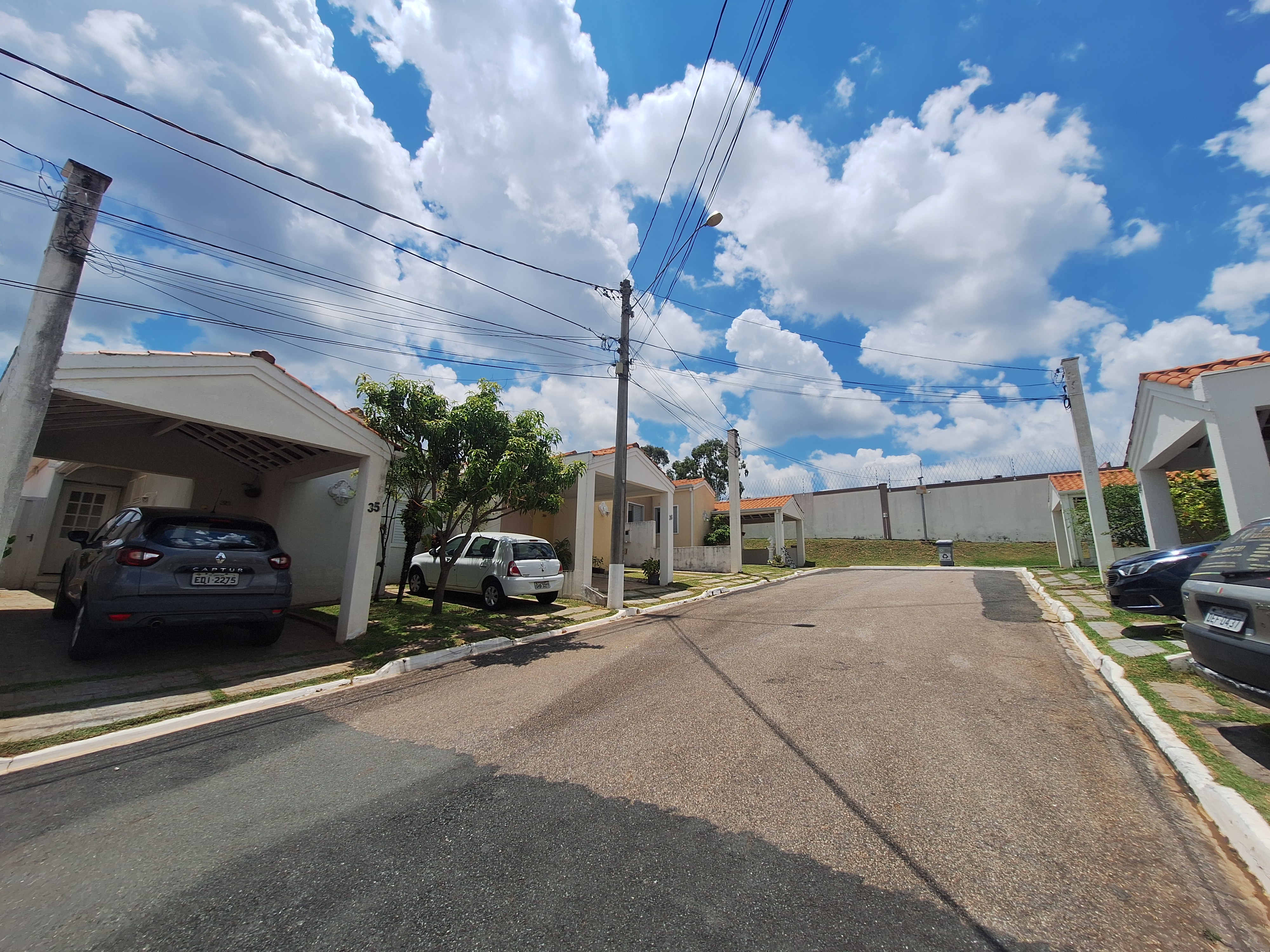Casa t&eacute;rrea &agrave; venda ou loca&ccedil;&atilde;o no condom&iacute;nio San Pietro - Sorocaba/SP Avenida Rudolf Dafferner Sorocaba - 