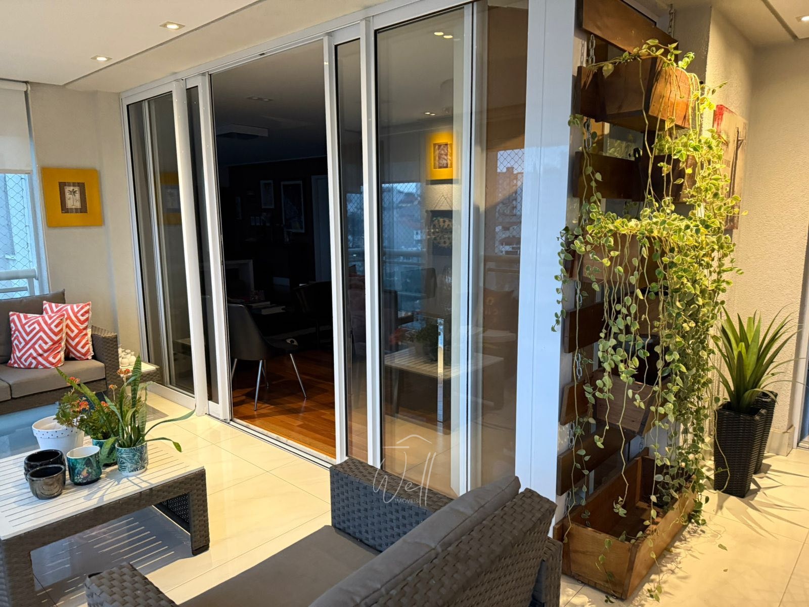 Apartamento no Cond. Pateo Catalunya em SCS 186m2 - 03 su&iacute;tes - 03 vagas  São Caetano do Sul - 