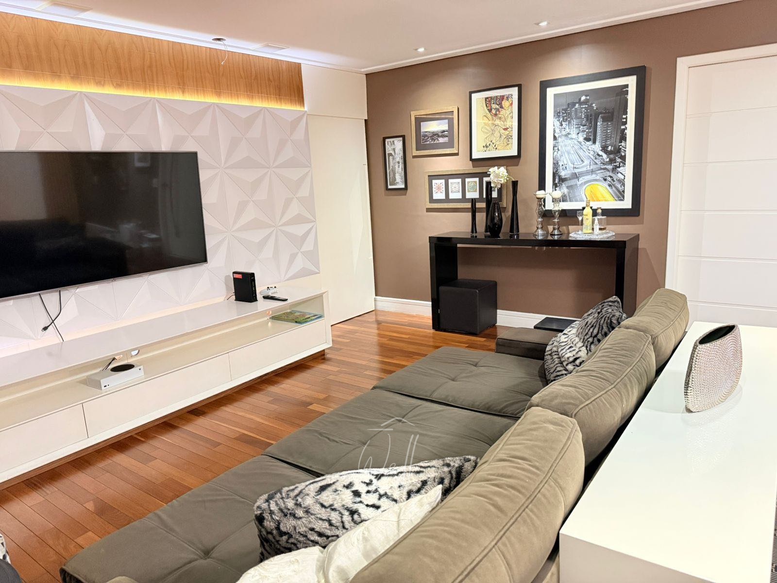 Apartamento no Cond. Pateo Catalunya em SCS 186m2 - 03 su&iacute;tes - 03 vagas  São Caetano do Sul - 