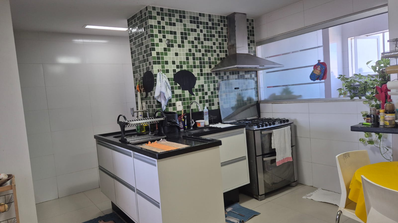 APARTAMENTO 3 QUARTOS 2 SU&Iacute;TES VARANDA NASCENTE ELEVADOR PORTARIA &Agrave; VENDA NA FEDERA&Ccedil;&Atilde;O! Rua Professor Aristides Novis Salvador - 