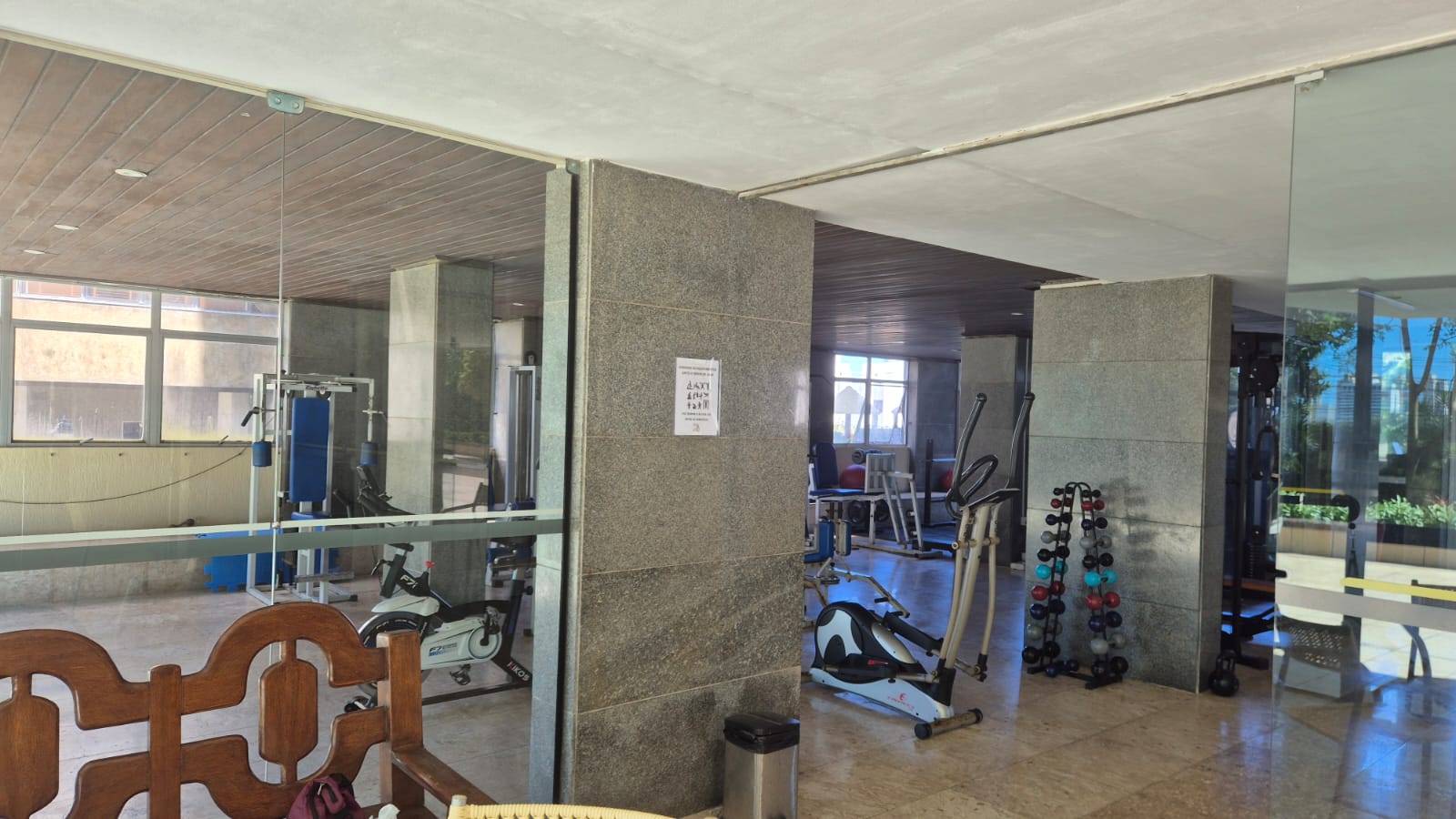 APARTAMENTO 3 QUARTOS 2 SU&Iacute;TES VARANDA NASCENTE ELEVADOR PORTARIA &Agrave; VENDA NA FEDERA&Ccedil;&Atilde;O! Rua Professor Aristides Novis Salvador - 