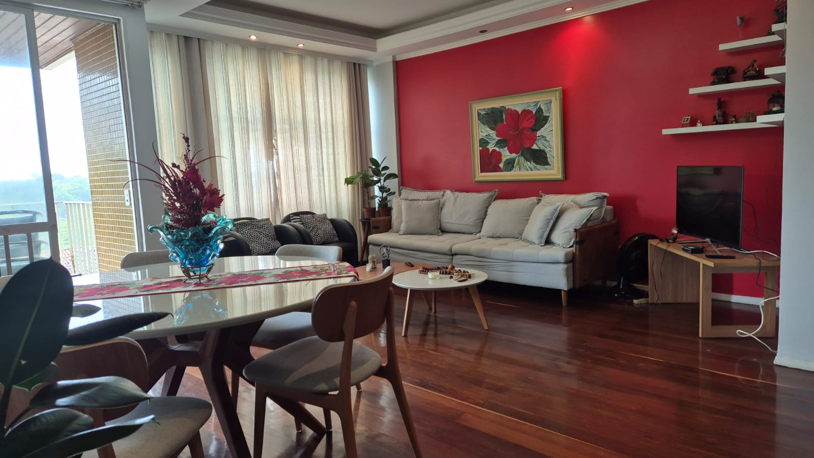 APARTAMENTO 3 QUARTOS SU&Iacute;TE VARANDA DEPEND&Ecirc;NCIA ELEVADOR  &Agrave; VENDA S&Atilde;O L&Aacute;ZARO FEDERA&Ccedil;&Atilde;O! Rua Professor Aristides Novis Salvador - 